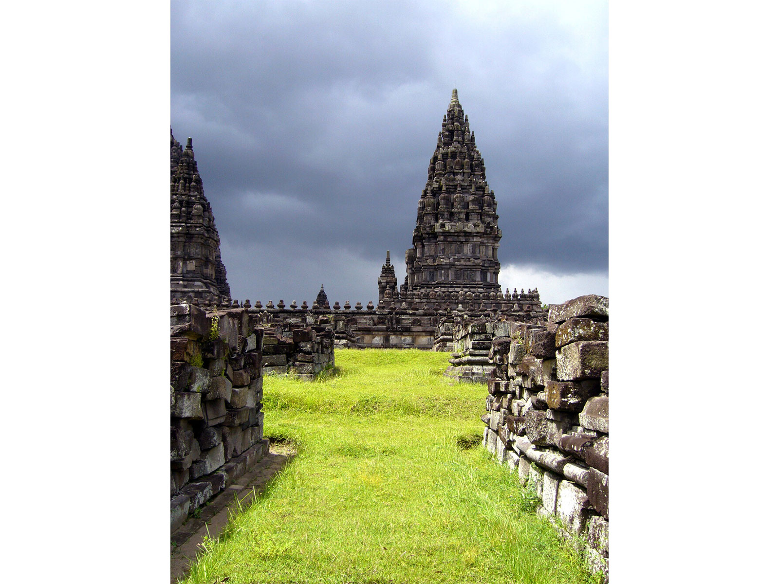 Prambanan Temple Compound in Yogakarta, Indonesia (Photo credit/UNESCO) Prambanan Temple Compound in Yogakarta, Indonesia (Photo credit/UNESCO)
