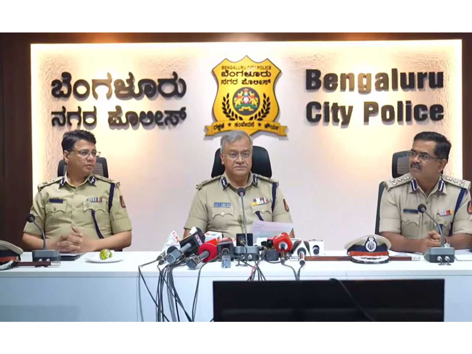 Bengaluru Police Commissioner Seemant Kumar Singh at press conference (Photo/ANI)