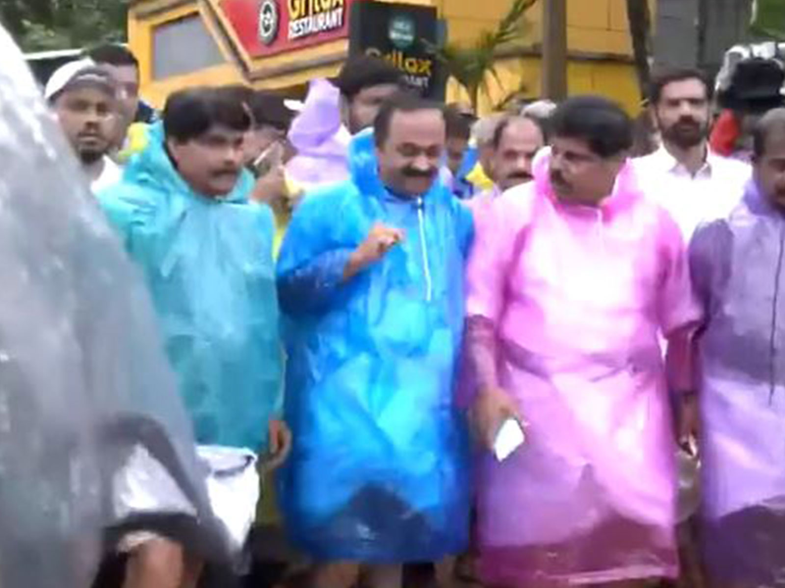 Keralam Chief Minister VD Satheesan visits the Wayanad's Kalladi landslide spot. (Photo/ANI)