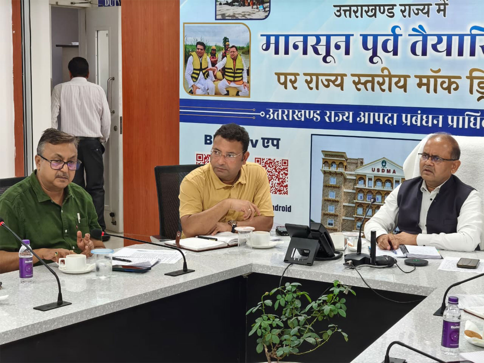 Uttarakhand Secretary, Disaster Management and Rehabilitation, Vinod Kumar Suman at an meeting. (Photo/ANI) Uttarakhand Secretary, Disaster Management and Rehabilitation, Vinod Kumar Suman at an meeting. (Photo/ANI)
