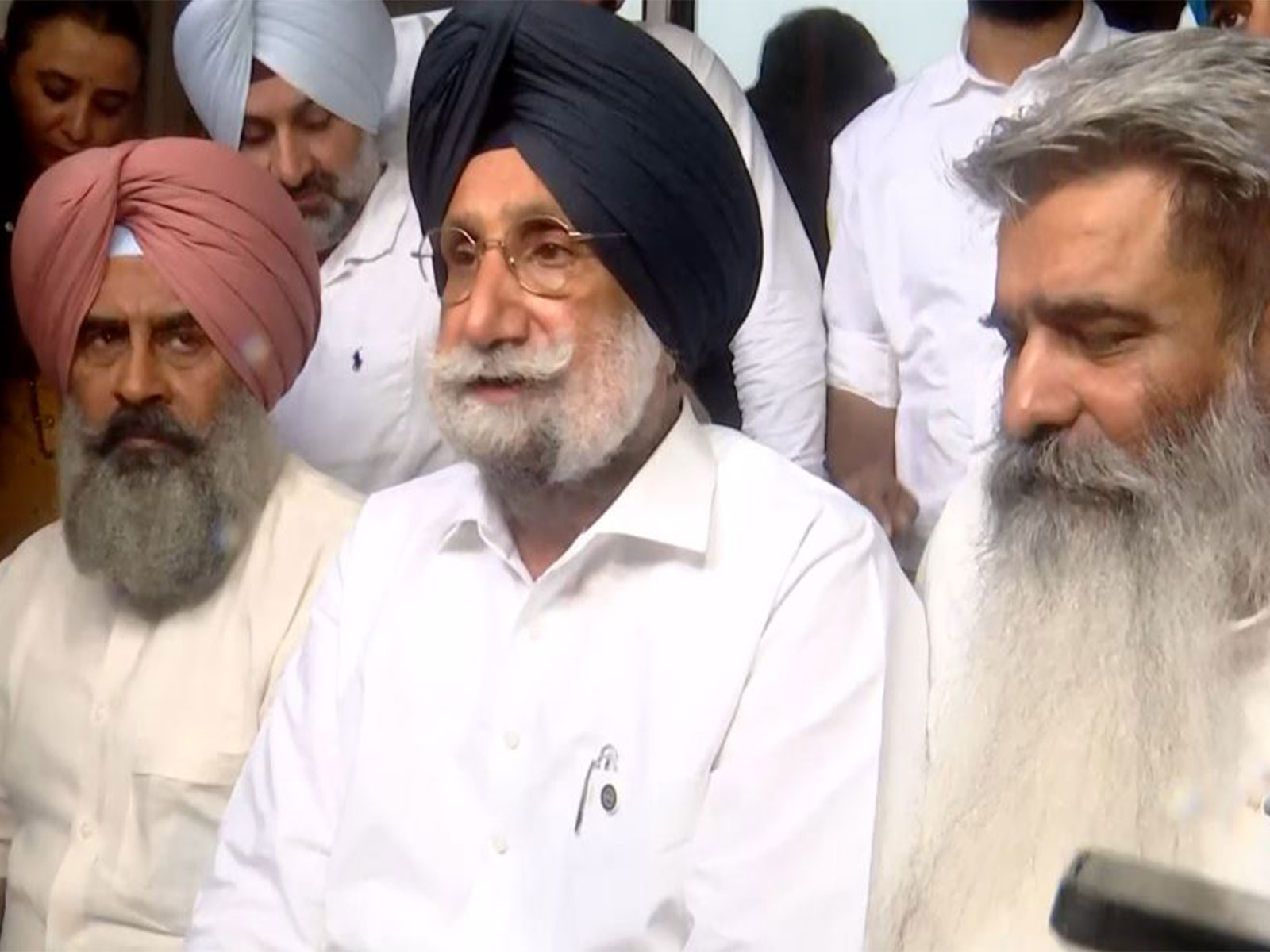 Congress leader & former CM Charanjit Singh Channi, party leader Sukhjinder Singh Randhawa (Photo: ANI) Congress leader & former CM Charanjit Singh Channi, party leader Sukhjinder Singh Randhawa (Photo: ANI)