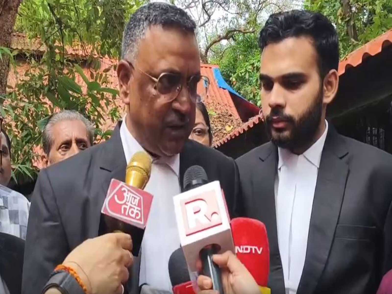 Shiv Sena corporator Ramesh Mhatre's counsel Ramesh Pathki (Photo/ANI) Shiv Sena corporator Ramesh Mhatre's counsel Ramesh Pathki (Photo/ANI)
