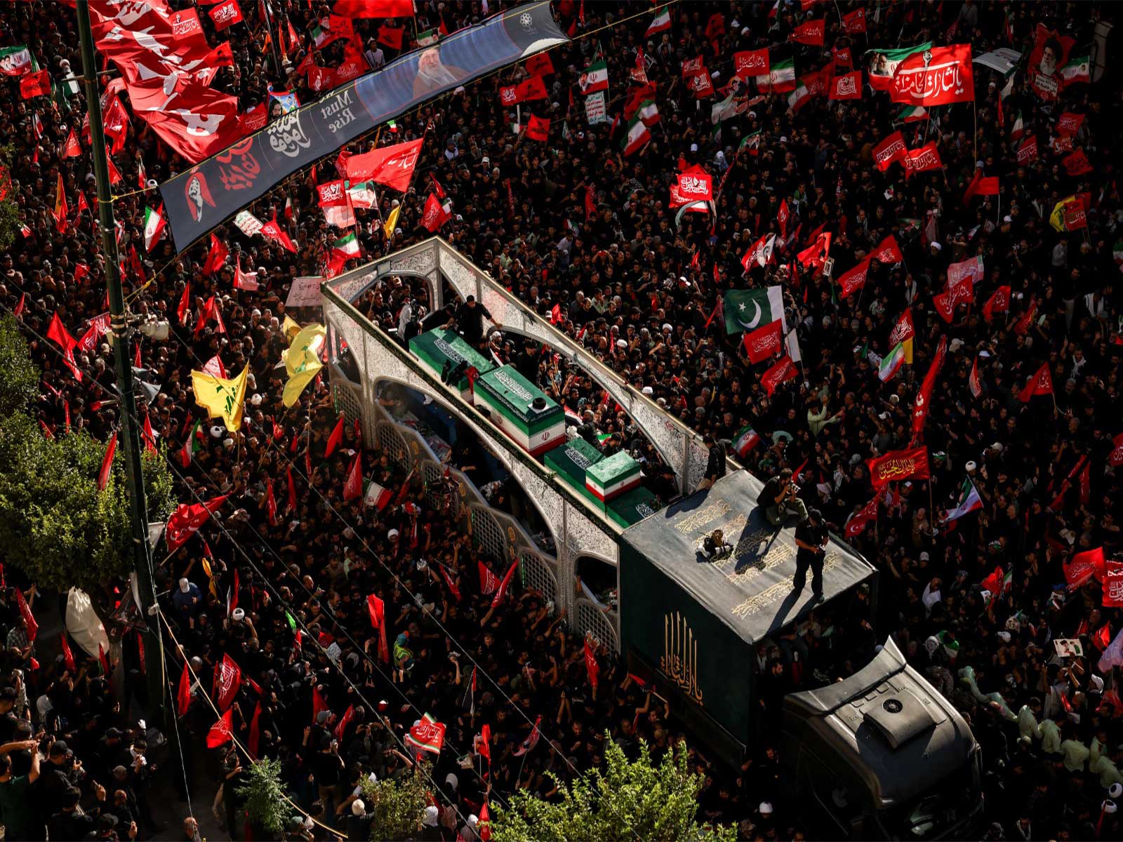 Funeral procession of Ali Khamenei reaches Mashhad for burial (Photo/Reuters) Funeral procession of Ali Khamenei reaches Mashhad for burial (Photo/Reuters)