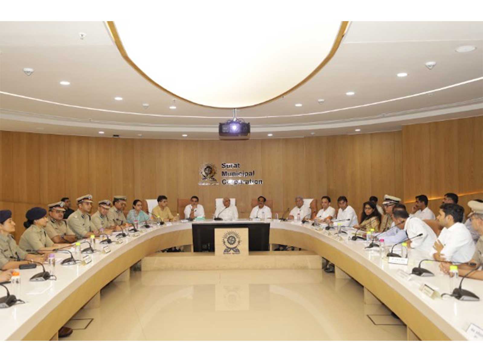 CM Bhupendra Patel reviews flood situation at meeting with officials (Photo /Gujarat CMO)