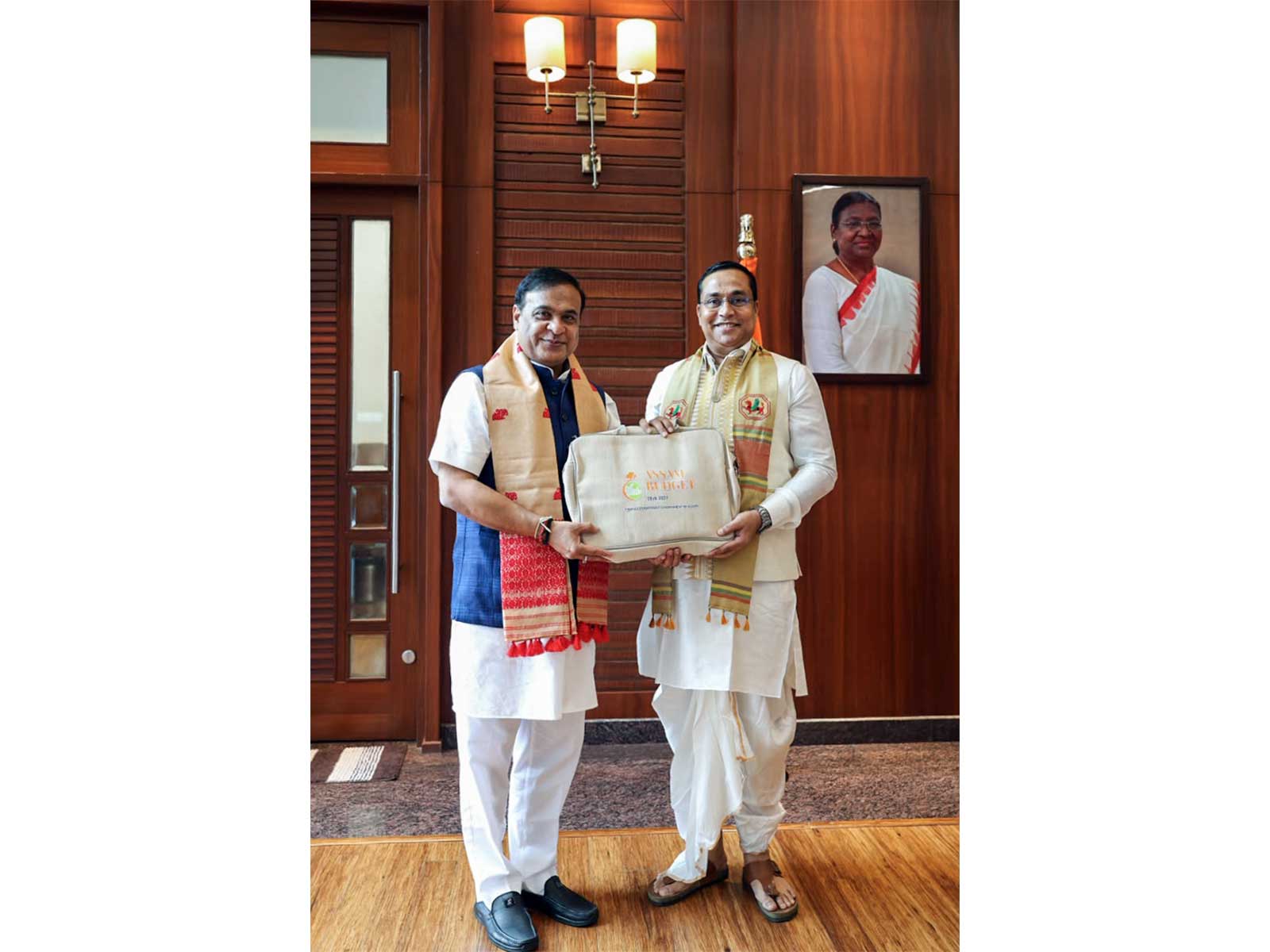 Assam Chief Minister Himanta Biswa Sarma with Assam Finance Minister Jayanta Malla Baruah (Photo/ANI) Assam Chief Minister Himanta Biswa Sarma with Assam Finance Minister Jayanta Malla Baruah (Photo/ANI)