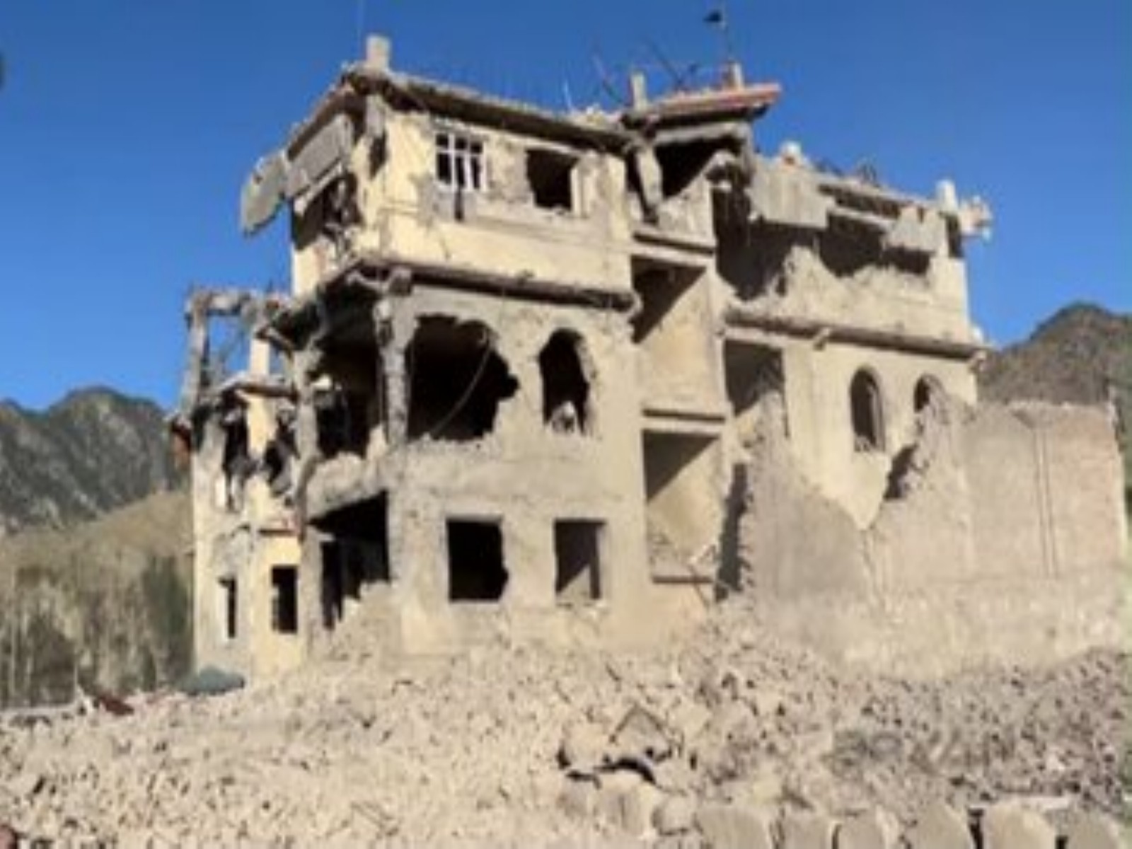 A damaged residential building in eastern Afghanistan following cross-border military strikes by Pakistan (Photo: X/@FitratHamd) A damaged residential building in eastern Afghanistan following cross-border military strikes by Pakistan (Photo: X/@FitratHamd)