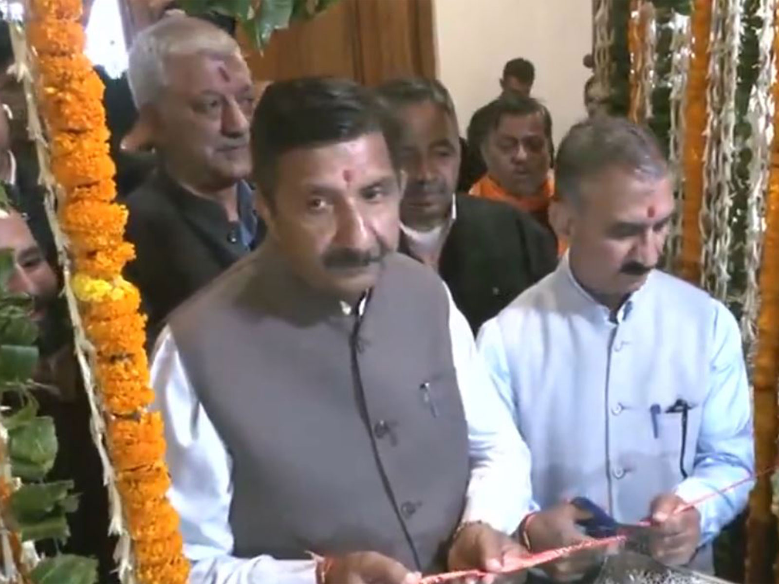 Himachal Pradesh CM Sukhvinder Singh Sukhu (R) and DyCM Mukesh Agnihotri (L) (Photo/ANI) Himachal Pradesh CM Sukhvinder Singh Sukhu (R) and DyCM Mukesh Agnihotri (L) (Photo/ANI)