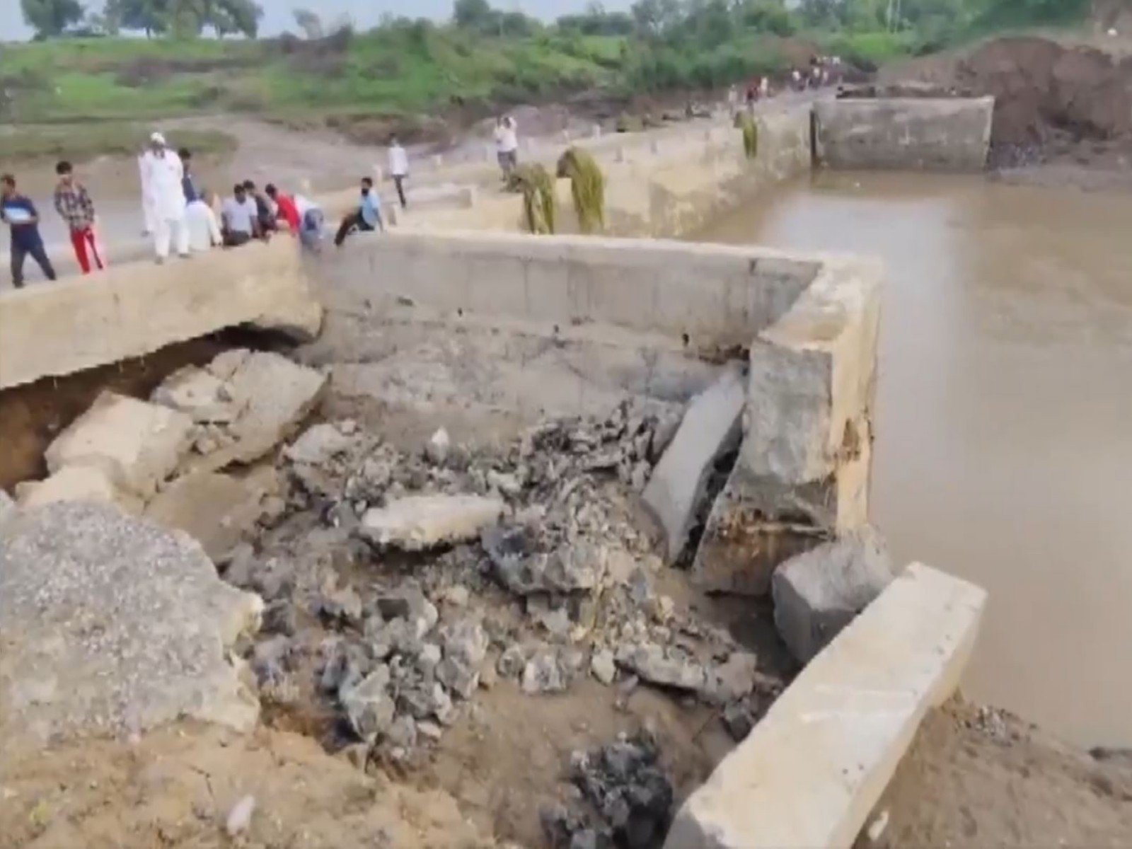 Construction work underway at Shipra River culvert. (Photo/ANI) Construction work underway at Shipra River culvert. (Photo/ANI)