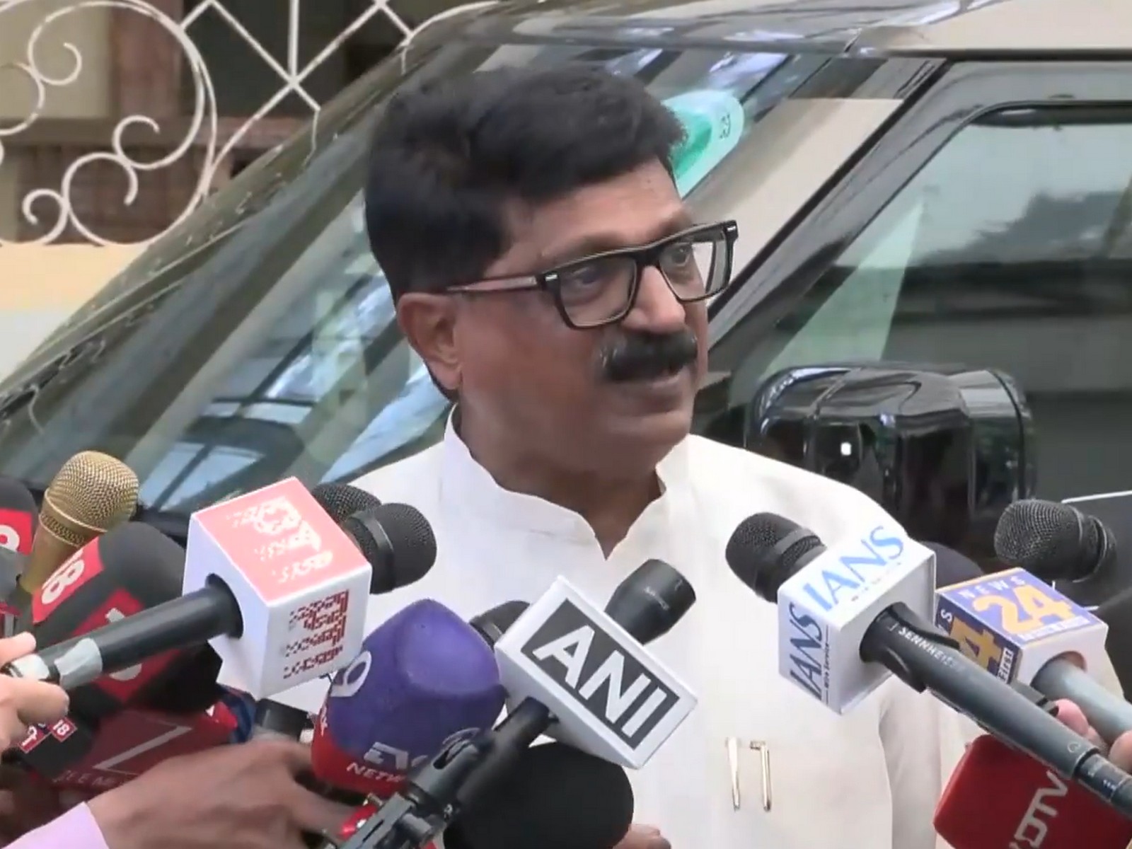 Shiv Sena (UBT) MP Arvind Sawant (Photo/ANI) Shiv Sena (UBT) MP Arvind Sawant (Photo/ANI)