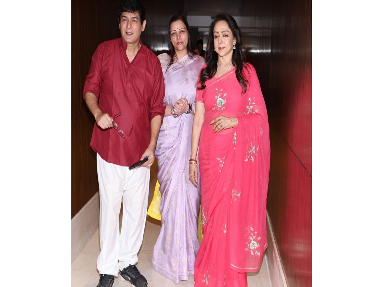 Nidarshana Gowani Announces Two Grand Editions of ‘Hema Malini LIVE In Concert’ in Mumbai Nehru Centre and Delhi Nidarshana Gowani Announces Two Grand Editions of ‘Hema Malini LIVE In Concert’ in Mumbai Nehru Centre and Delhi