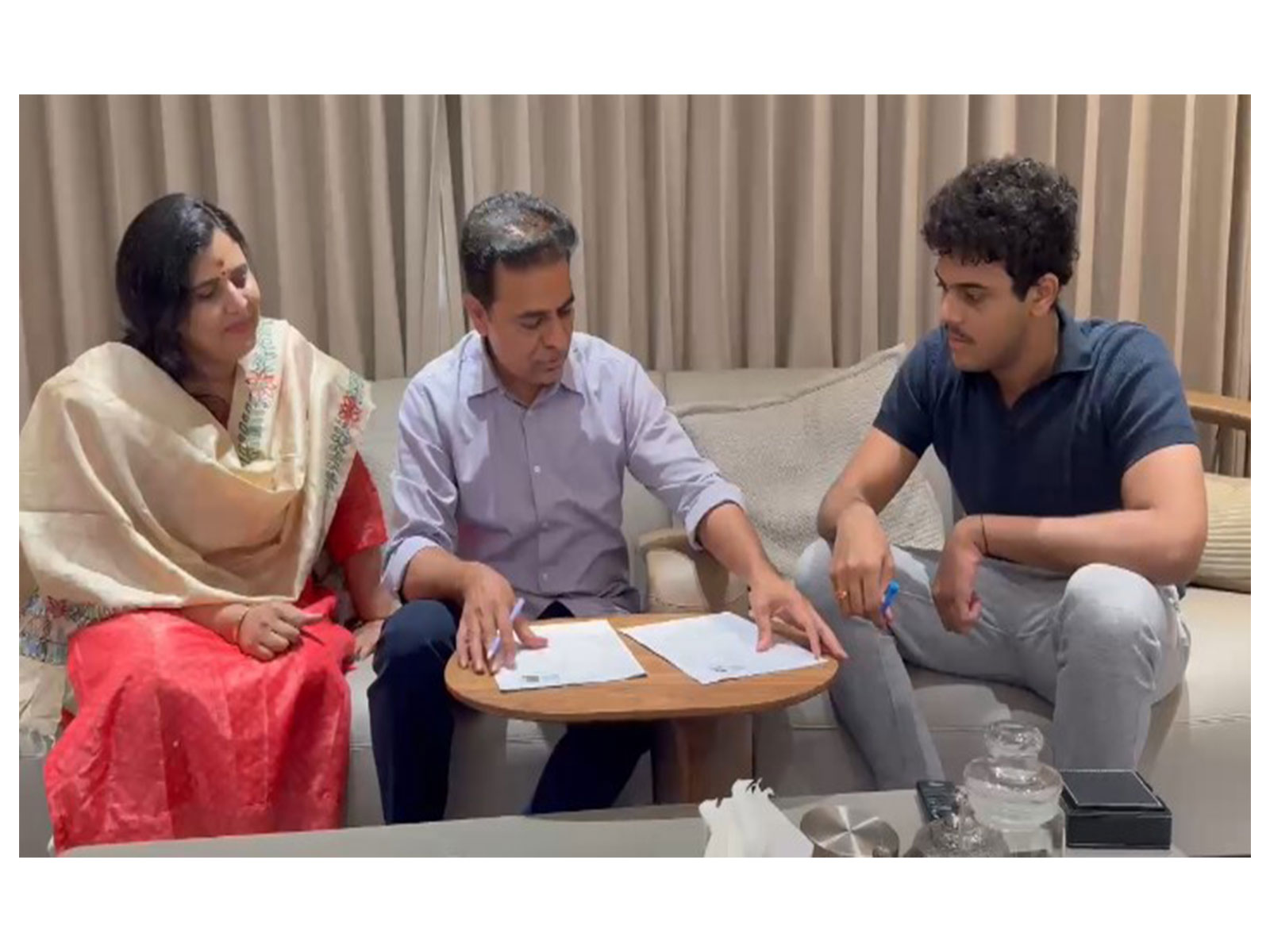 KTR along with his family fills voter enumeration form (Photo/ANI)