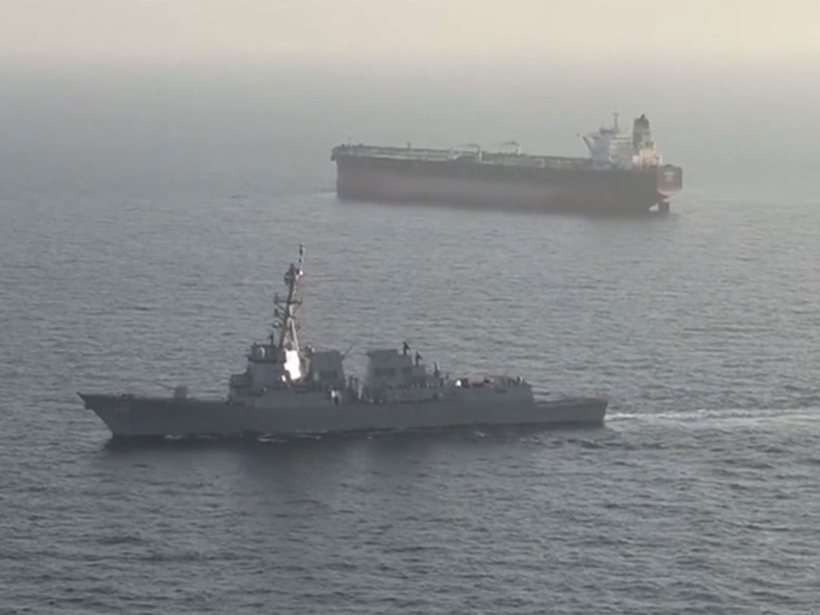 US naval ships operating in Hormuz (Photo/@CENTCOM/X) US naval ships operating in Hormuz (Photo/@CENTCOM/X)