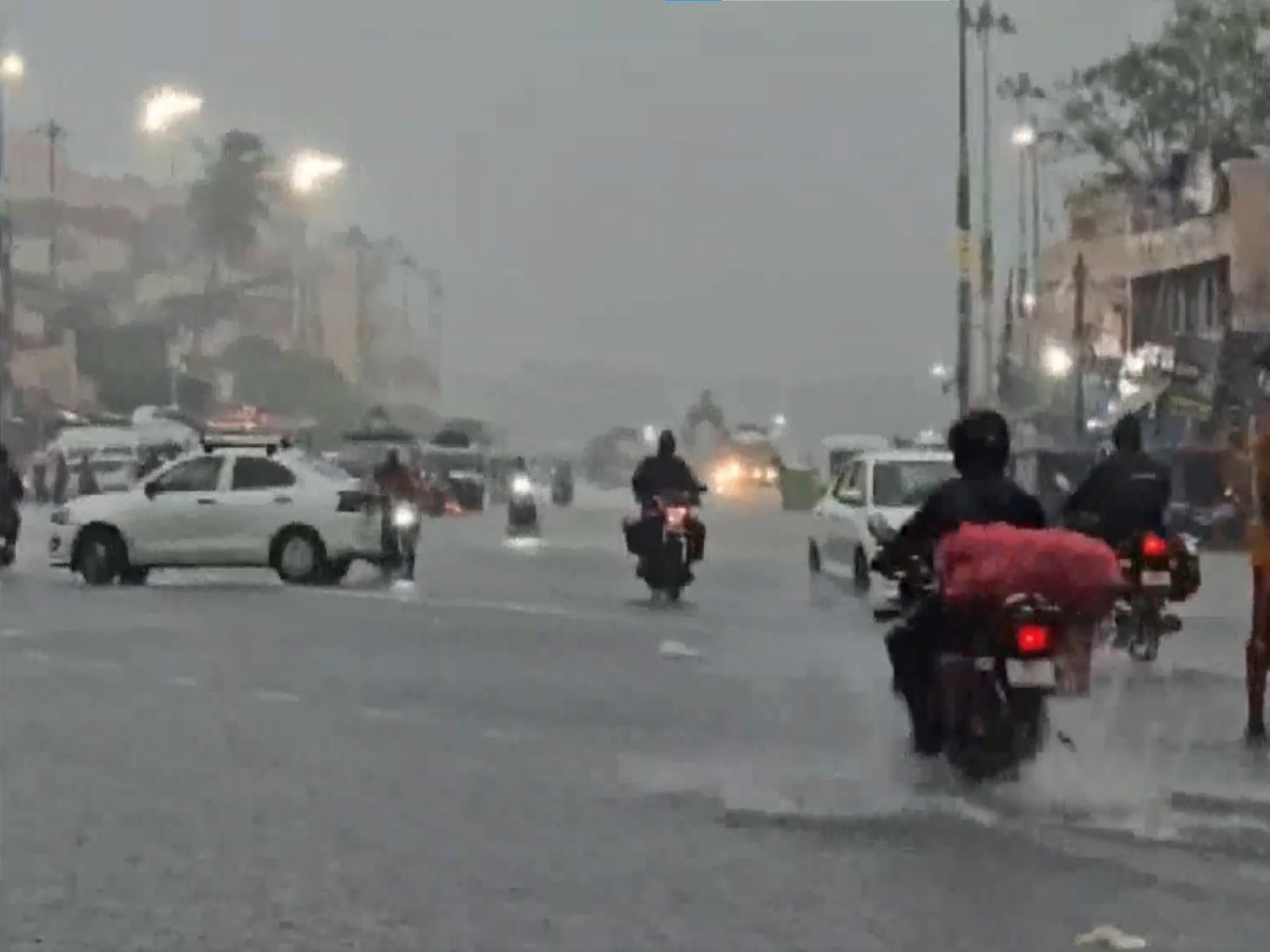 Heavy rain lashes parts of Puri (Photo/ANI) Heavy rain lashes parts of Puri (Photo/ANI)