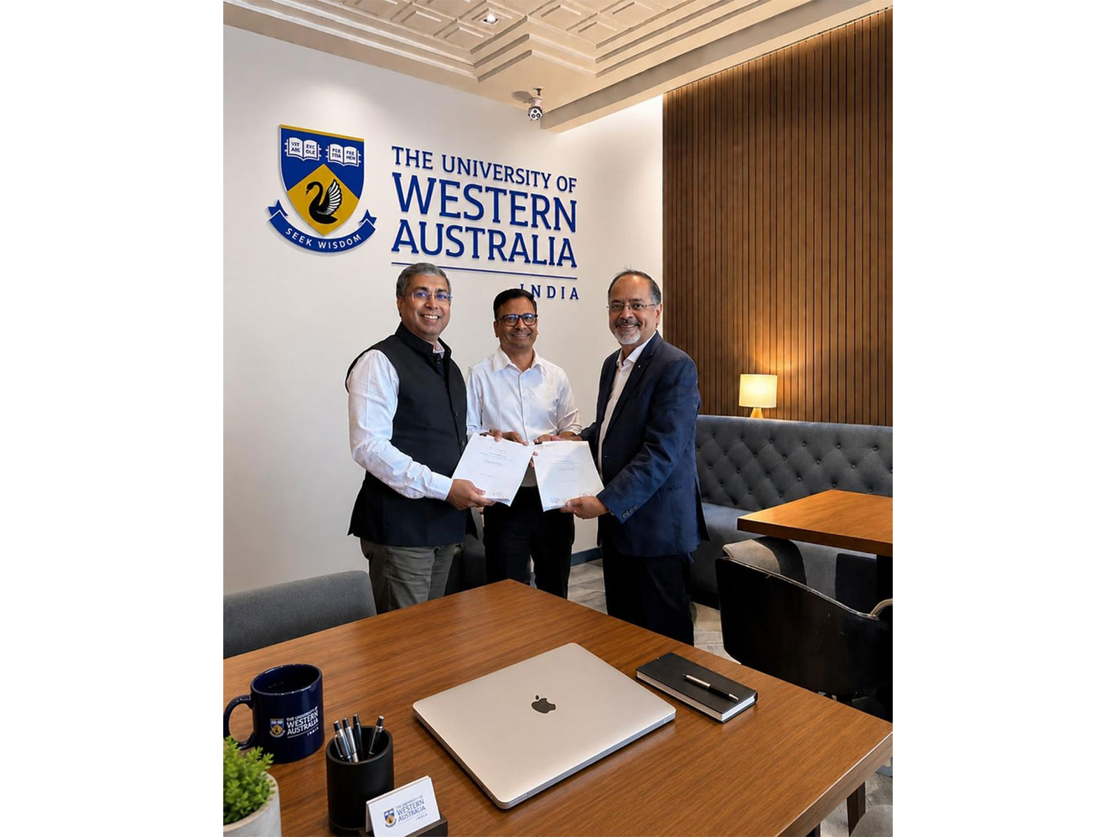 LโR: David Das, COO, UWA โ India Operations; Sebi PK, Finance Head, SRM Technologies; and Kannan Natarajan, Global Head - EdTech & Public Sector Business, SRM Technologies LโR: David Das, COO, UWA โ India Operations; Sebi PK, Finance Head, SRM Technologies; and Kannan Natarajan, Global Head - EdTech & Public Sector Business, SRM Technologies