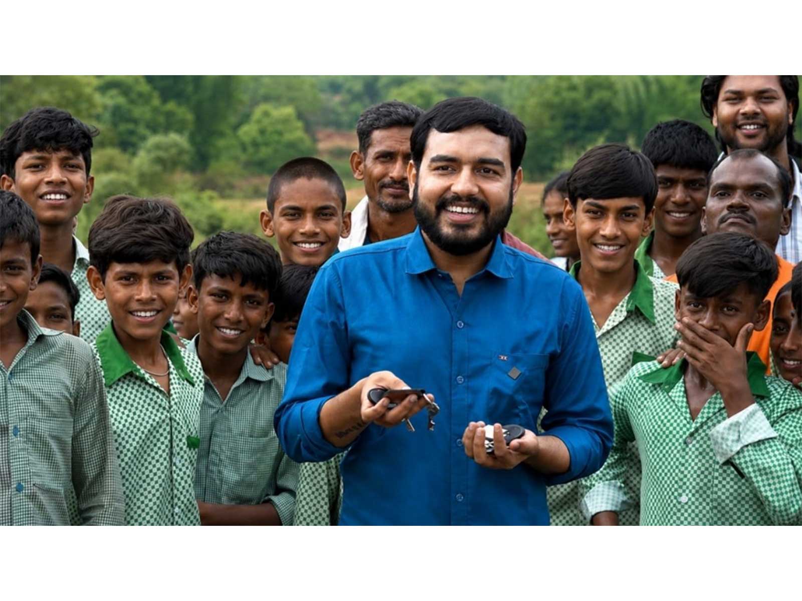 Alakh Pandey donates over 100 bicycles to help Jharkhand students reach school