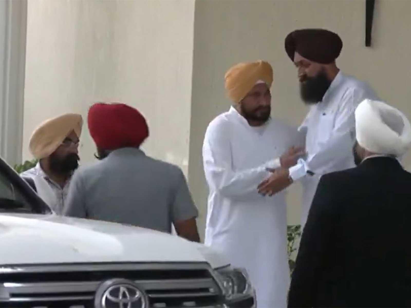 Congress MP Charanjit Singh Channi meets LoP Partap Singh Bajwa (Photo/ANI) Congress MP Charanjit Singh Channi meets LoP Partap Singh Bajwa (Photo/ANI)