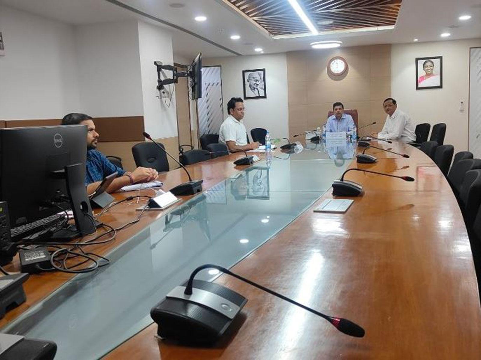 Cauvery Water Regulation Committee (CWRC) meeting (Photo/@CwmaDelhi) Cauvery Water Regulation Committee (CWRC) meeting (Photo/@CwmaDelhi)
