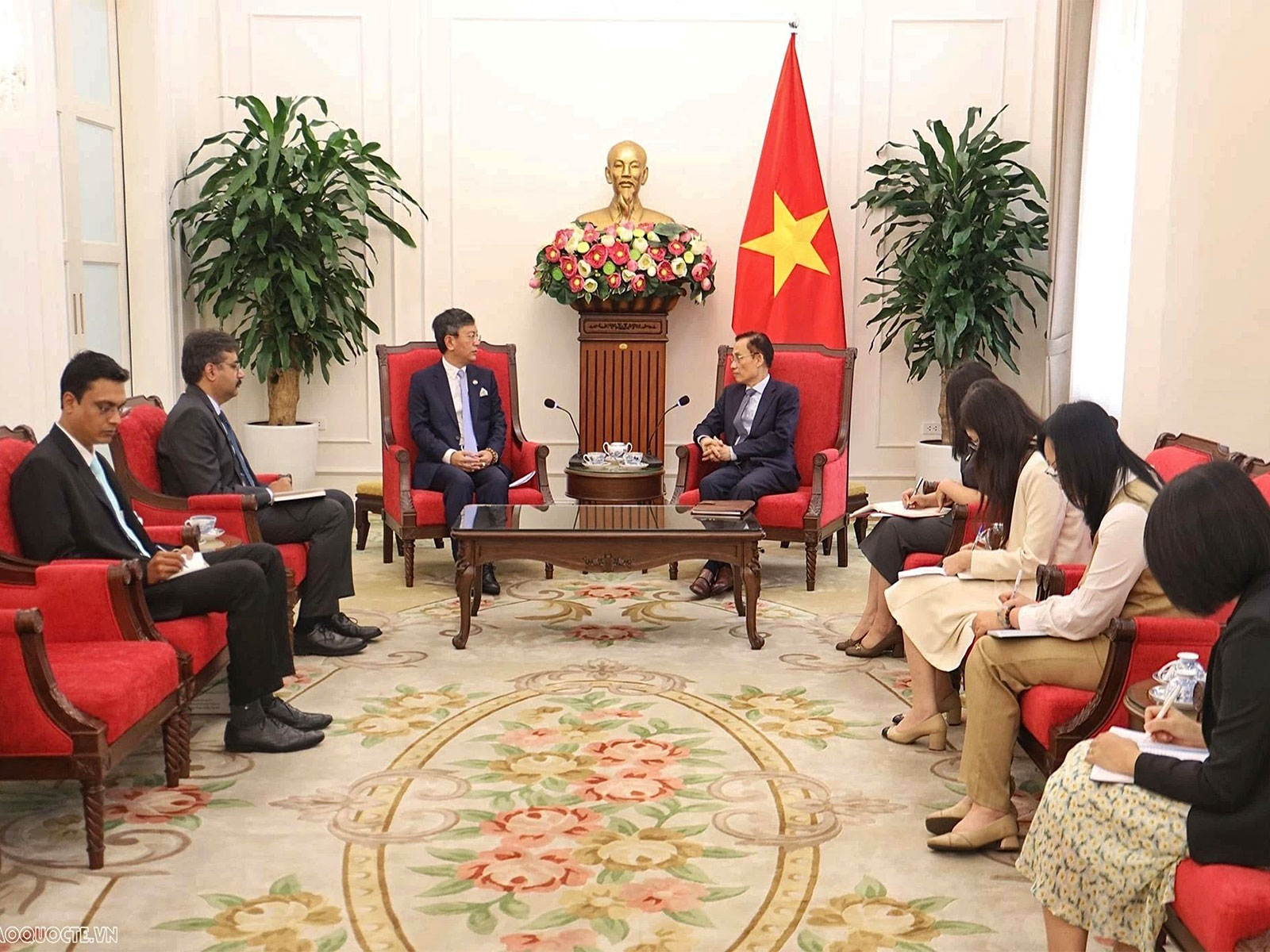 Indian Ambassador to Vietnam, Tshering W. Sherpa meets Le Hoai Trung, Politburo Member and Foreign Minister of Vietnam (Photo/X@ambhanoi)