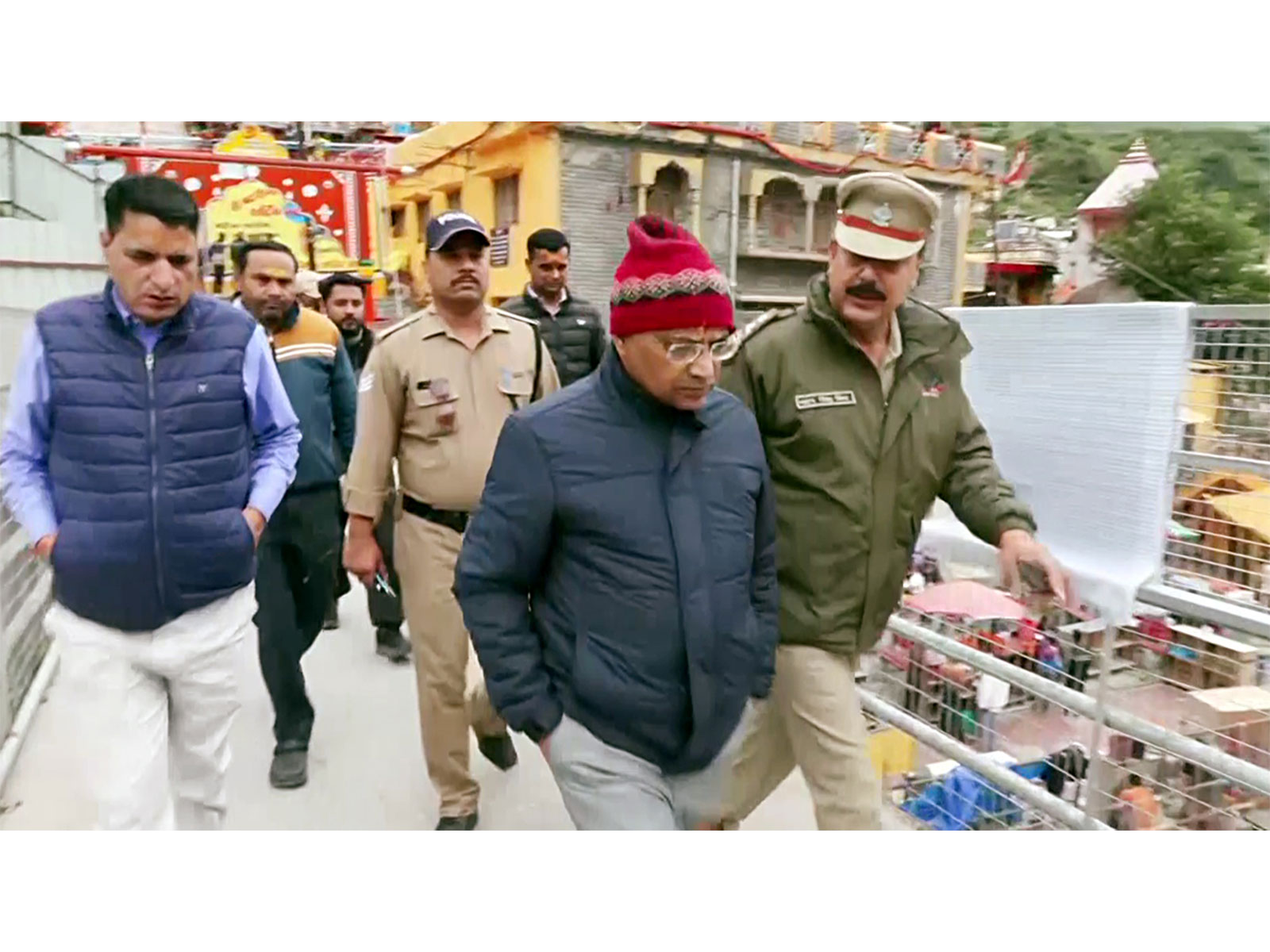 SIT arrives to inspect the Badrinath Temple premises (Photo/ANI)