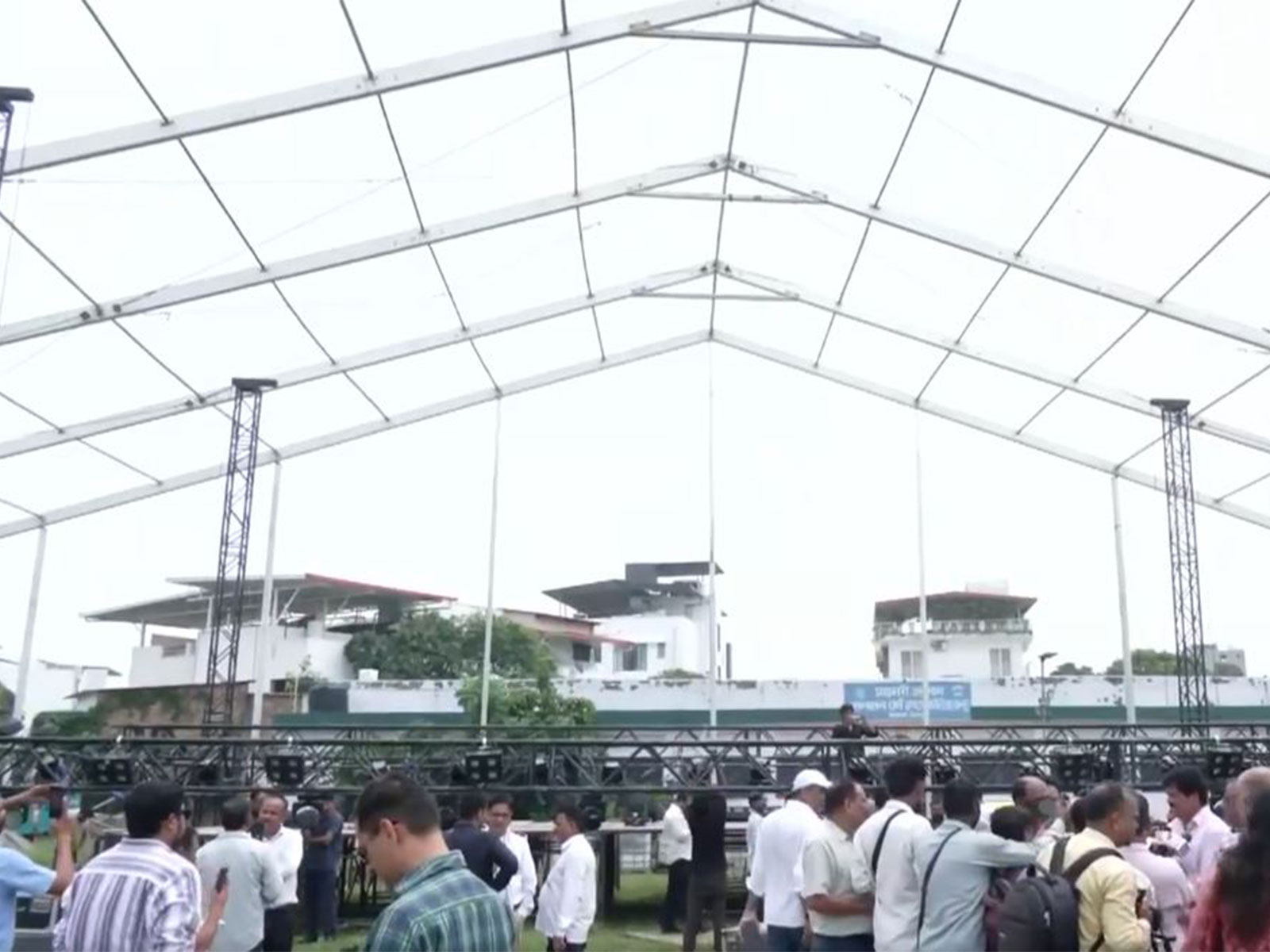 Preparations underway in Dehradun for Rahul Gandhi (Photo/ANI)