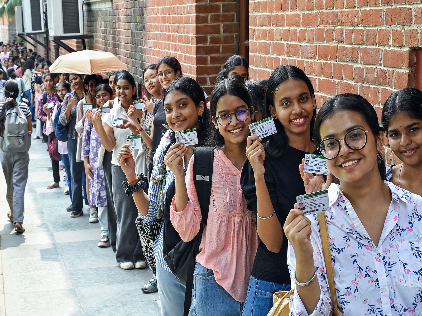 Students cast their vote for the DUSU elections (File Photo/ANI) Students cast their vote for the DUSU elections (File Photo/ANI)