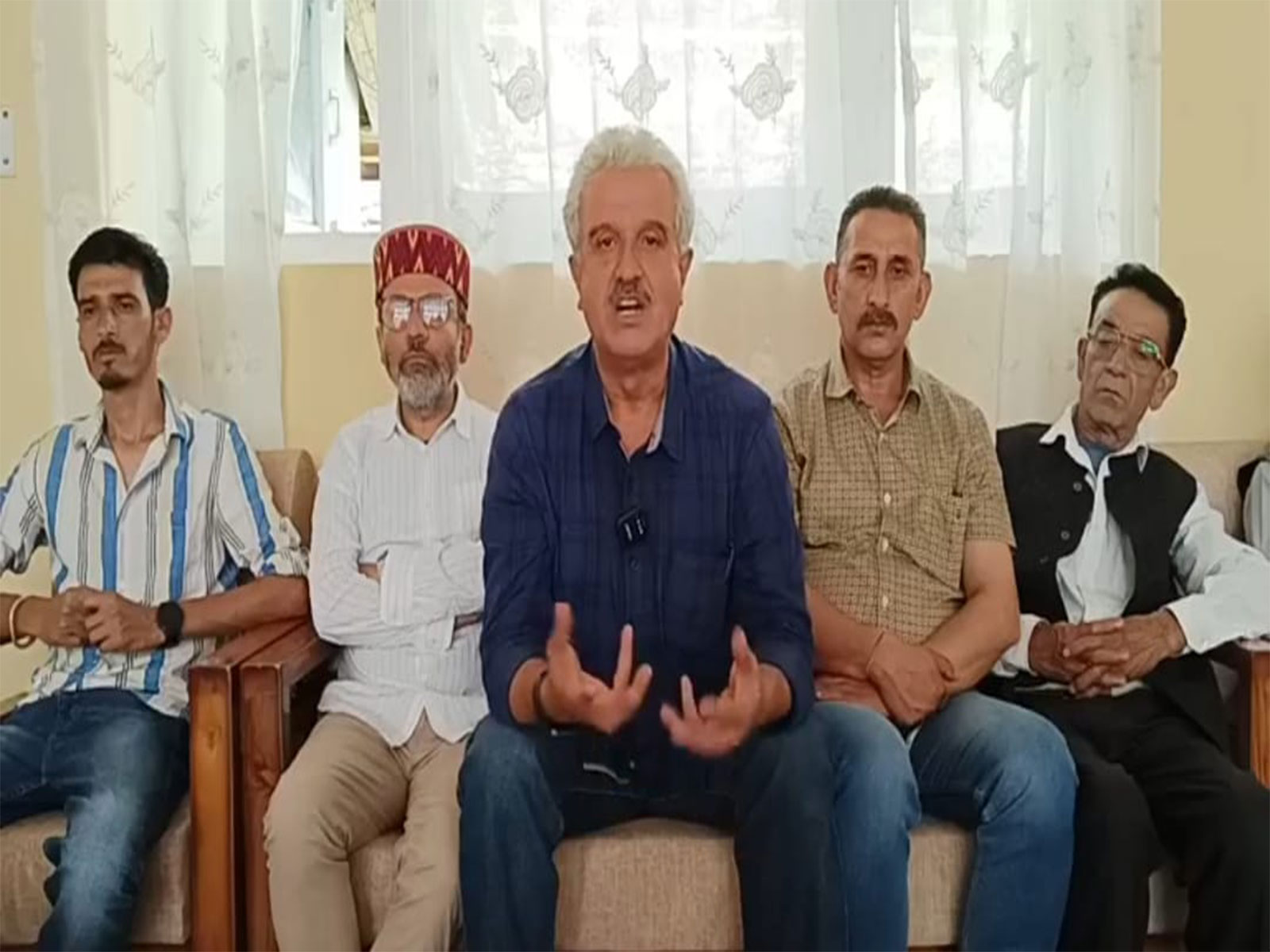 Sanjay Chauhan, President, Himachal Apple Growers Association Jubbal block (Photo/ANI) Sanjay Chauhan, President, Himachal Apple Growers Association Jubbal block (Photo/ANI)
