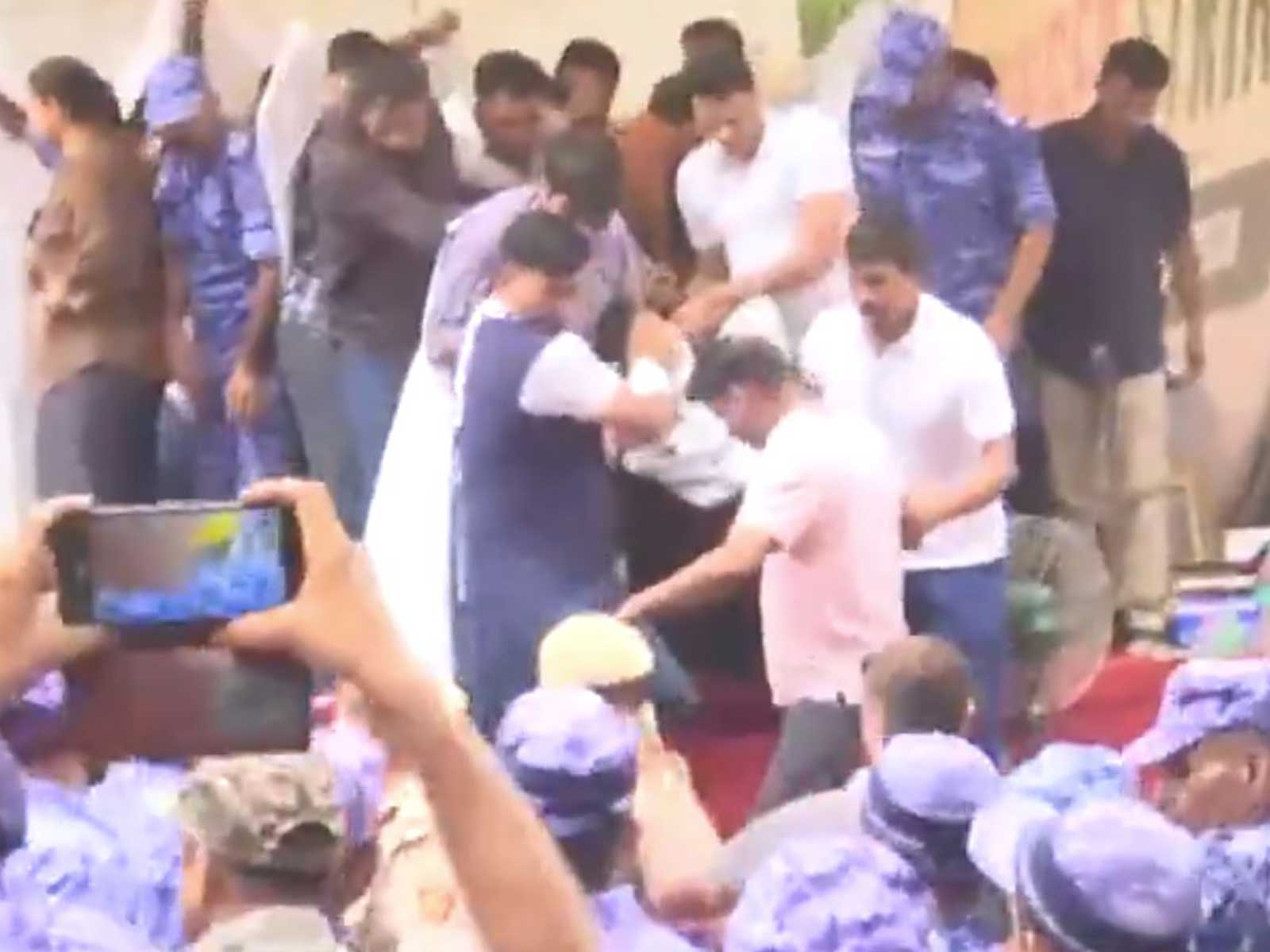 Sonam Wangchuk taken to hospital by Delhi Police (Photo/ANI) Sonam Wangchuk taken to hospital by Delhi Police (Photo/ANI)