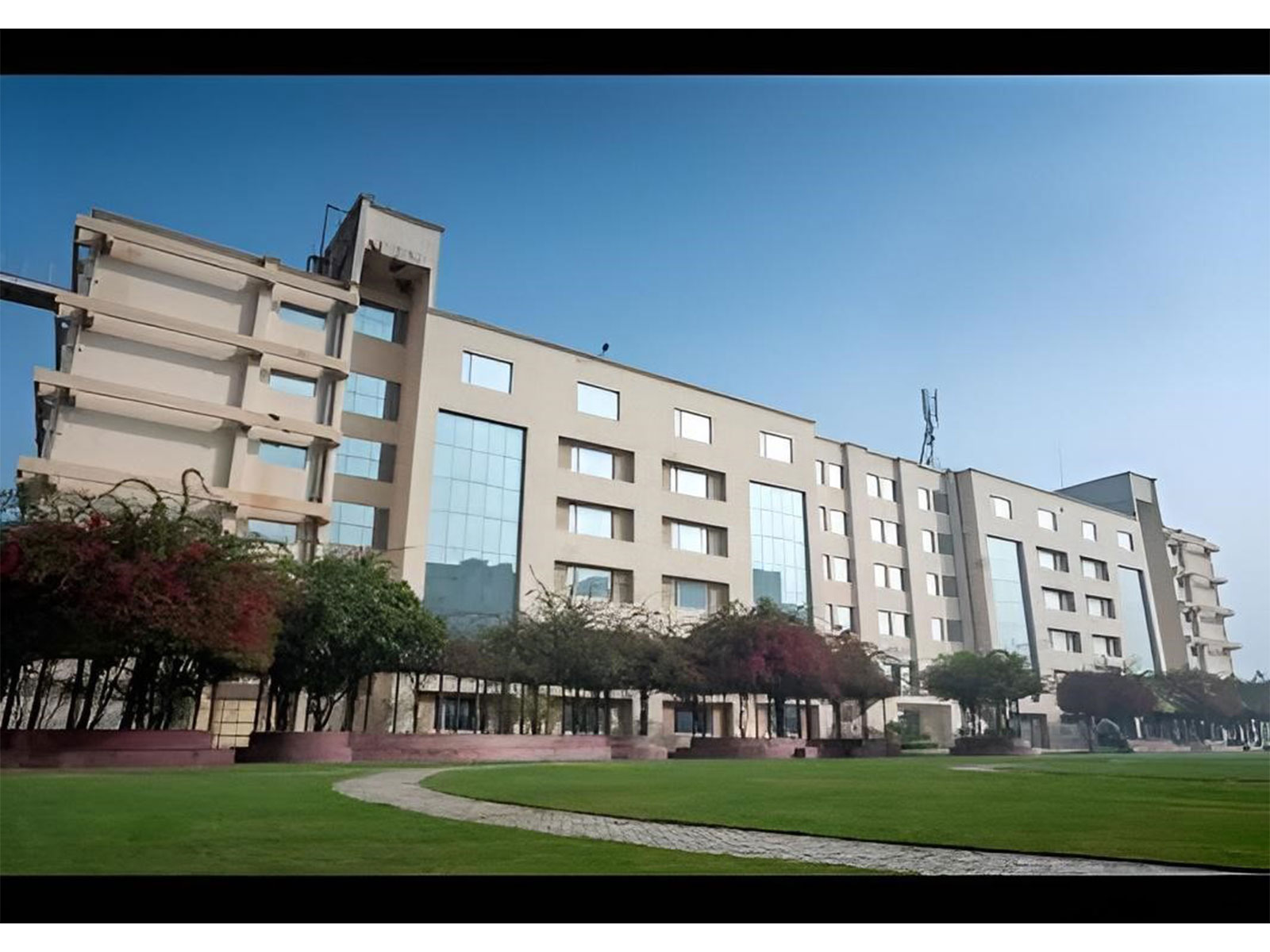 Is Zenith School of AI Worth Considering for a B.Tech in AI? Is Zenith School of AI Worth Considering for a B.Tech in AI?