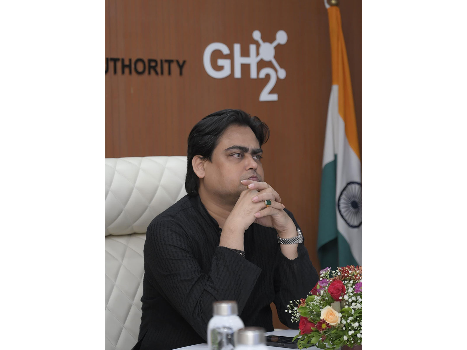 Minister of State for Ports, Shipping and Waterways Shantanu Thakur (Photo/DPA, Kandla)