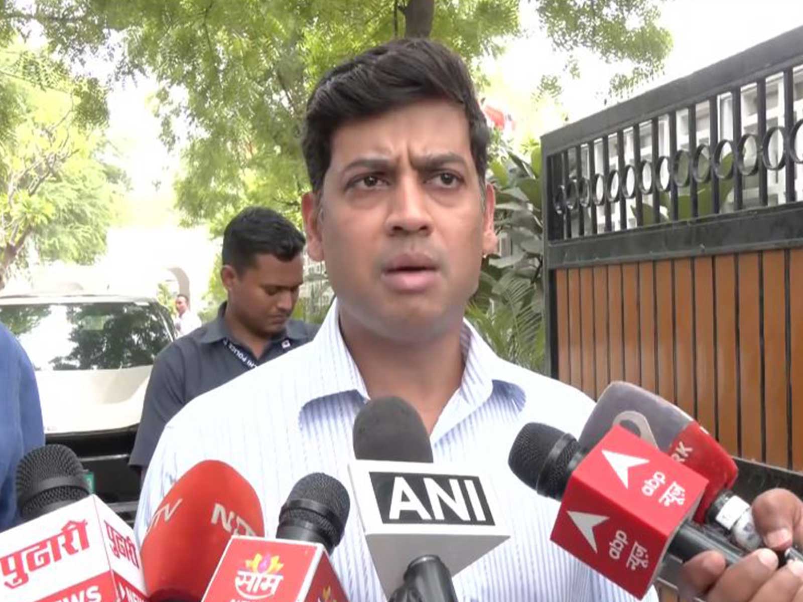 Shiv Sena MP Shrikant Shinde (Photo/ANI) Shiv Sena MP Shrikant Shinde (Photo/ANI)