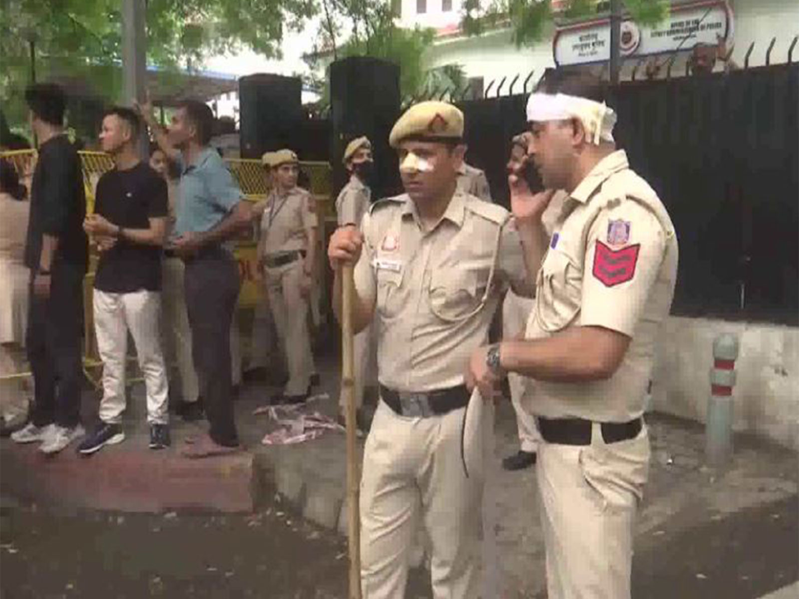 Delhi Police personnels (Photo/ANI)