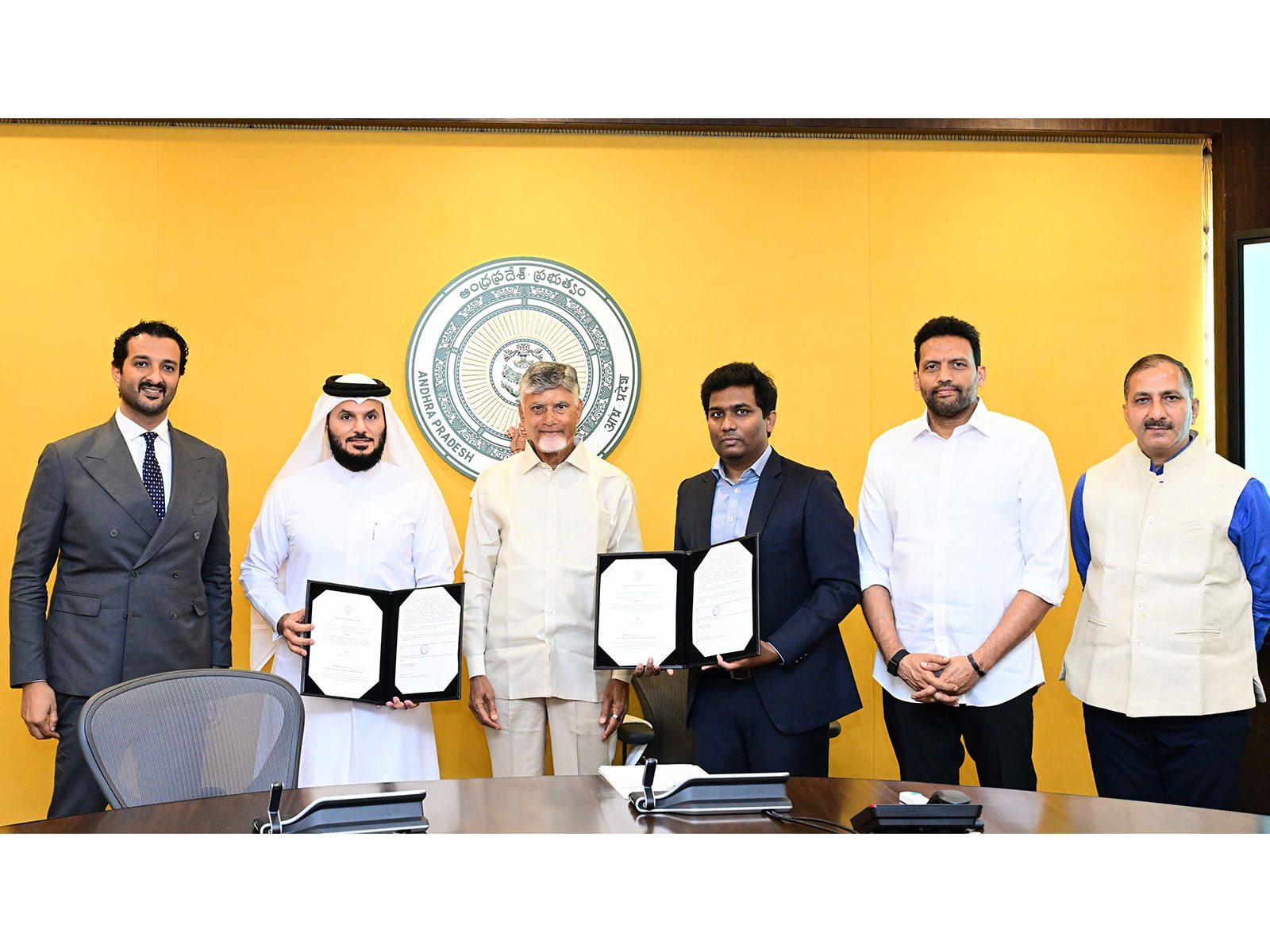 Andhra Pradesh Chief Minister with a high-level delegation from the United Arab Emirates (UAE) (Photo/@ncbn)