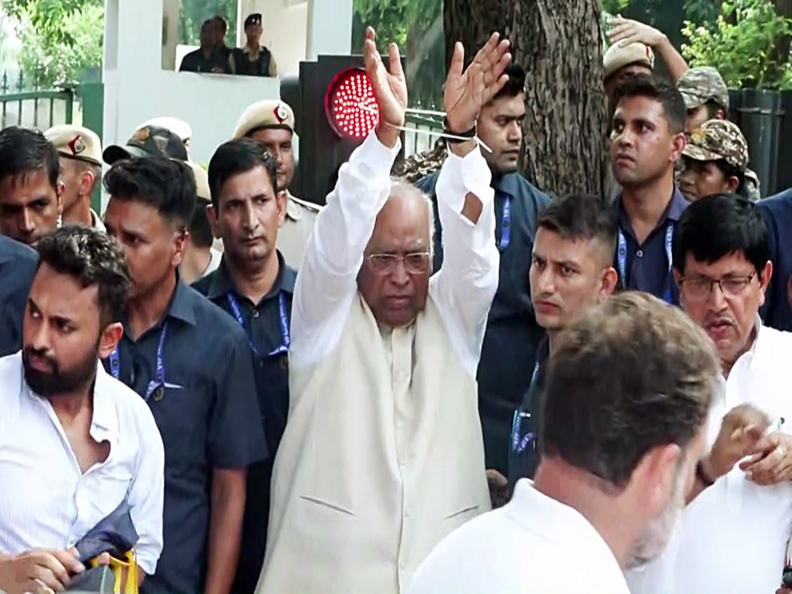 Congress President Mallikarjun Kharge during a protest at Lok Kalyan Marg, demanding the resignations of Prime Minister Narendra Modi and Education Minister Dharmendra Pradhan (Photo/ANI)