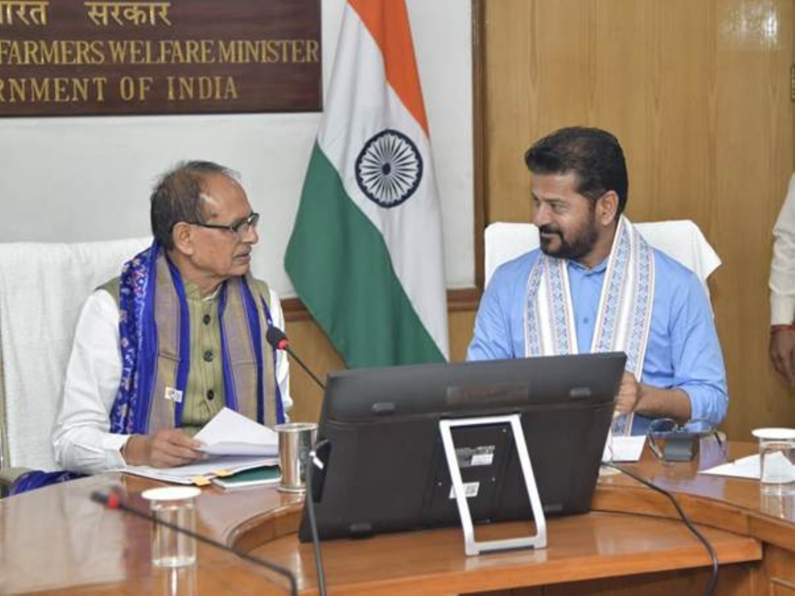 Union Minister of Agriculture and Farmers Welfare Shivraj Singh Chouhan and Telangana CM A Revanth Reddy (Photo/PIB) Union Minister of Agriculture and Farmers Welfare Shivraj Singh Chouhan and Telangana CM A Revanth Reddy (Photo/PIB)