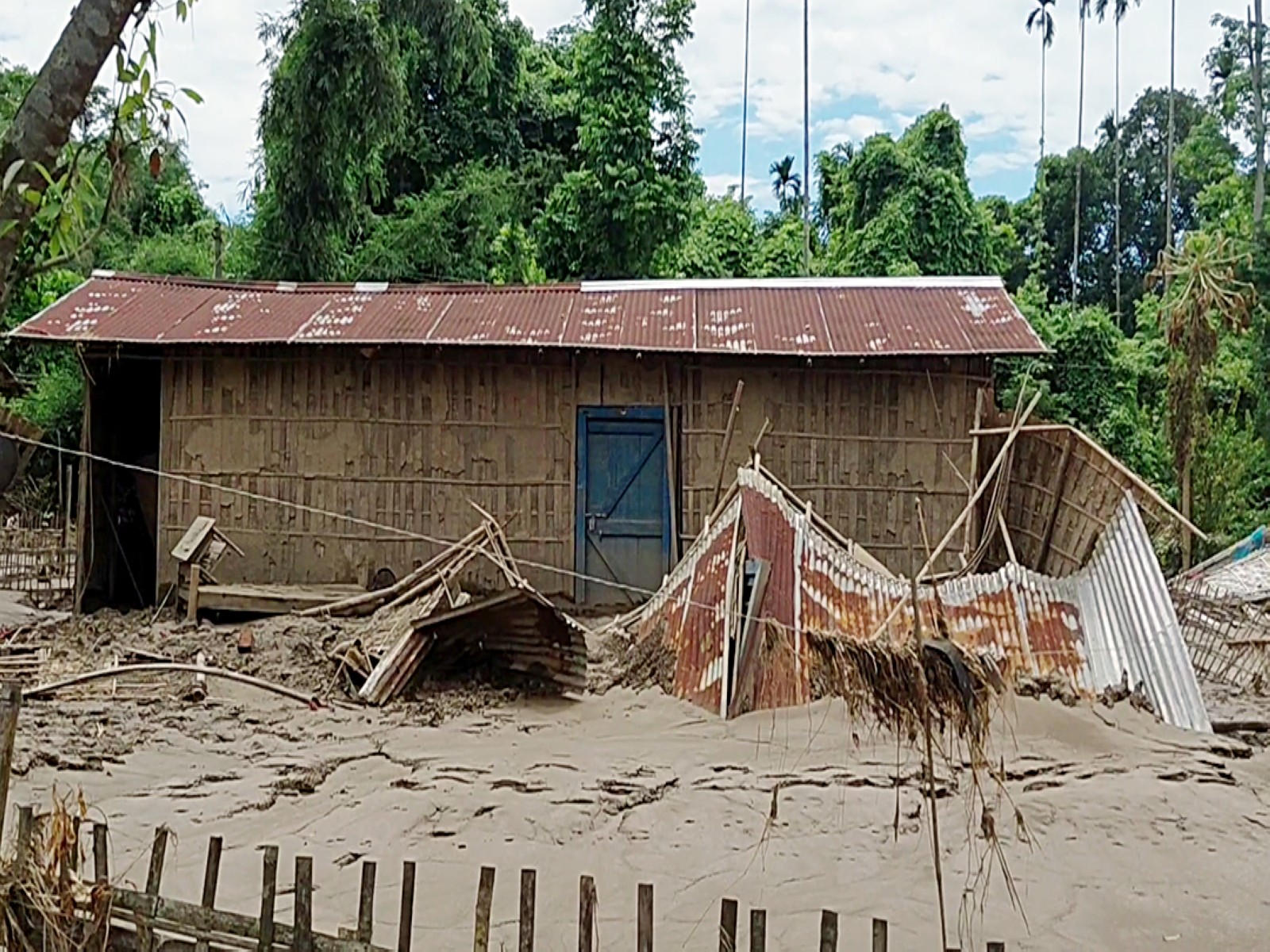 Flood causes devastation in Sivasagar (Photo/ANI)