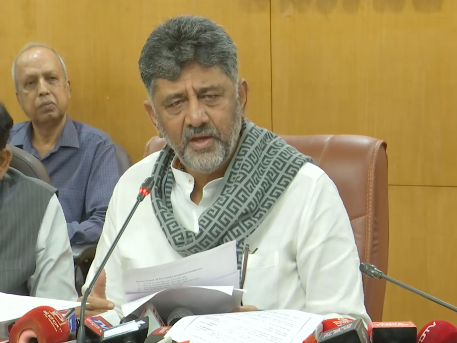 Karnataka CM DK Shivakumar addresses press conference (Photo/ANI)