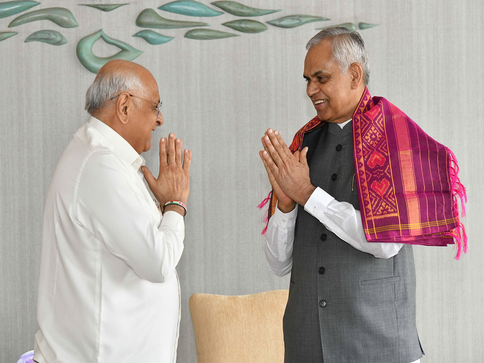 Gujarat Governor Acharya Devvrat and Chief Minister Bhupendra Patel (Photo/X./@ADevvrat)