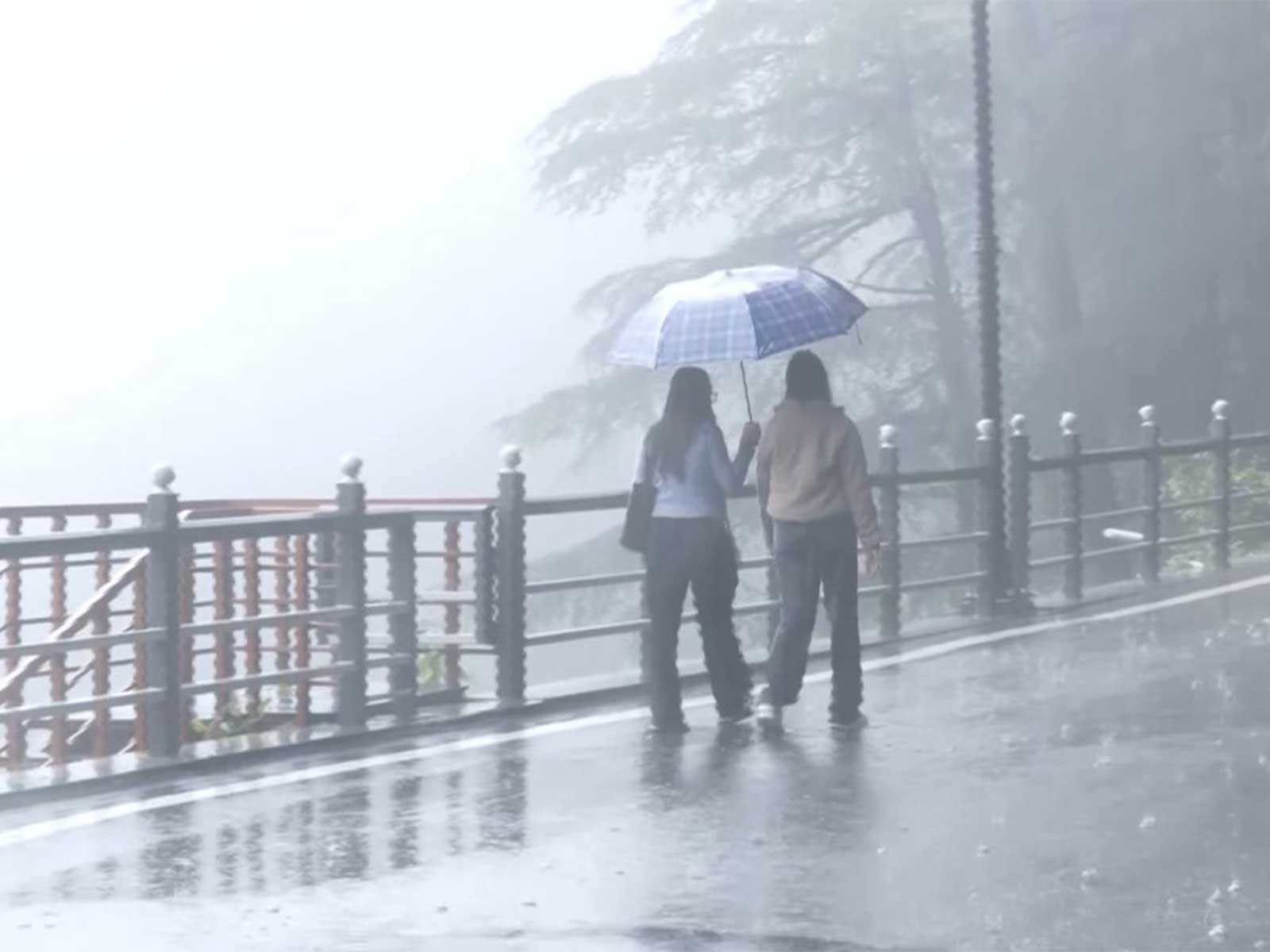 Rain lashed parts of Shimla (Photo/ANI)