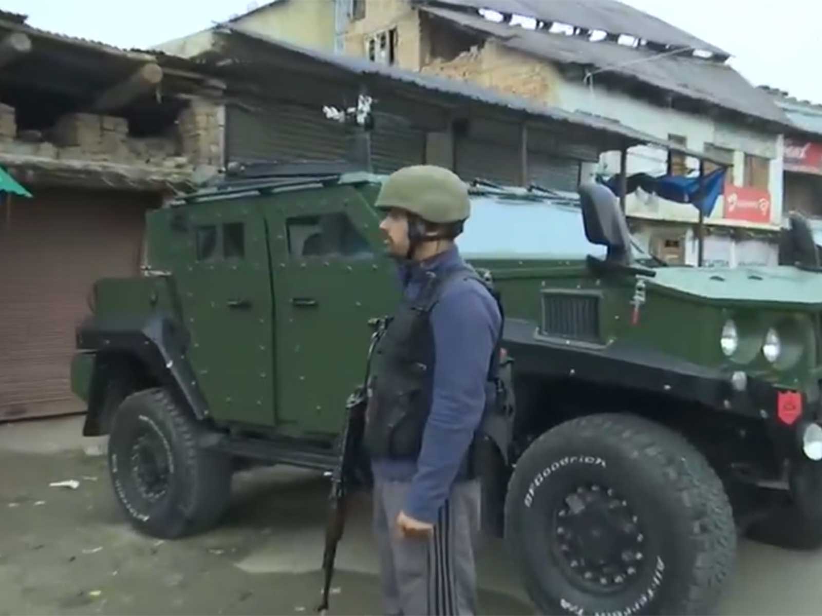 Security personnel have cordoned off the location to track down the attackers. (Photo/ANI) Security personnel have cordoned off the location to track down the attackers. (Photo/ANI)