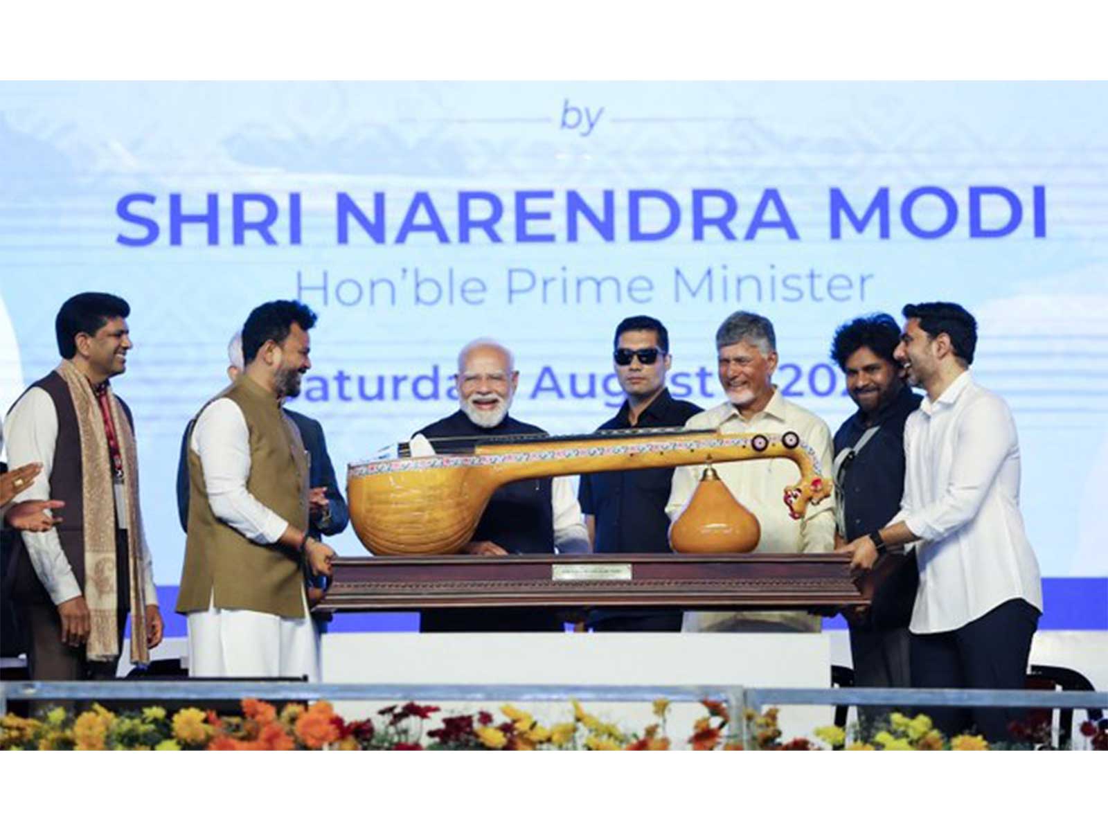 Prime Minister Narendra Modi presented with Bobbili Ekanda Veena (Photo X/Narendra Modi) Prime Minister Narendra Modi presented with Bobbili Ekanda Veena (Photo X/Narendra Modi)