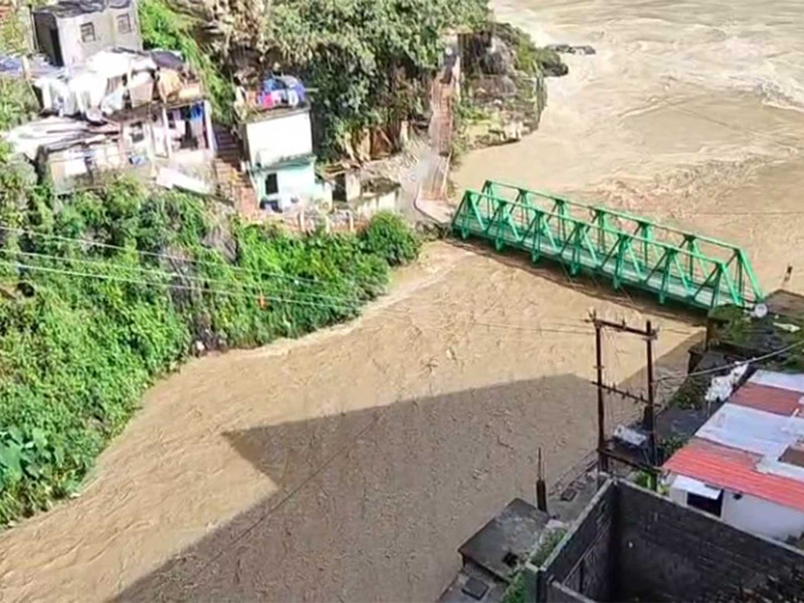 Water level rises following heavy rain in Rudraprayag (Photo/ANI) Water level rises following heavy rain in Rudraprayag (Photo/ANI)