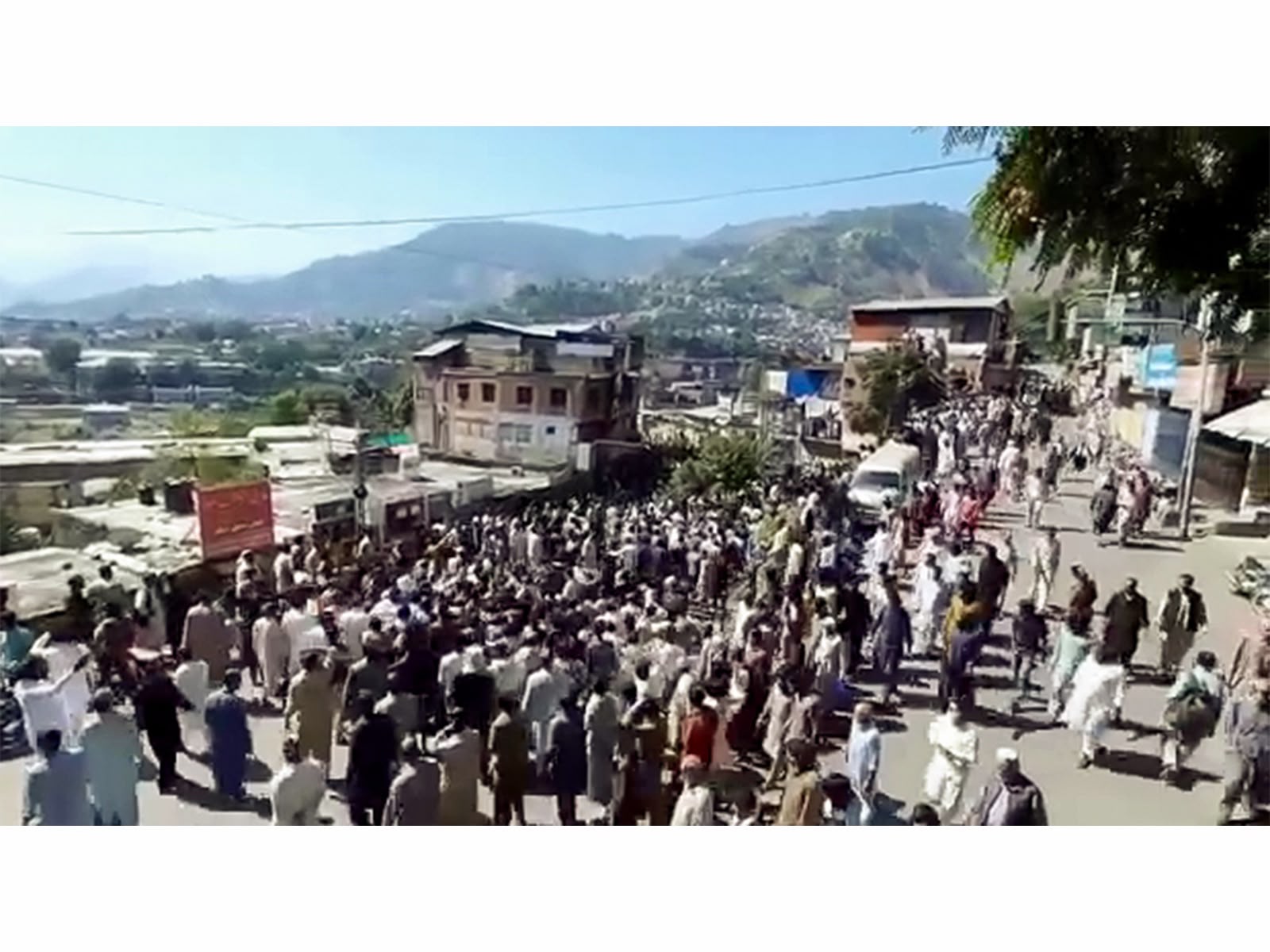 Thousands of people protest in Pakistan-occupied Jammu and Kashmir (File Photo/ANI)