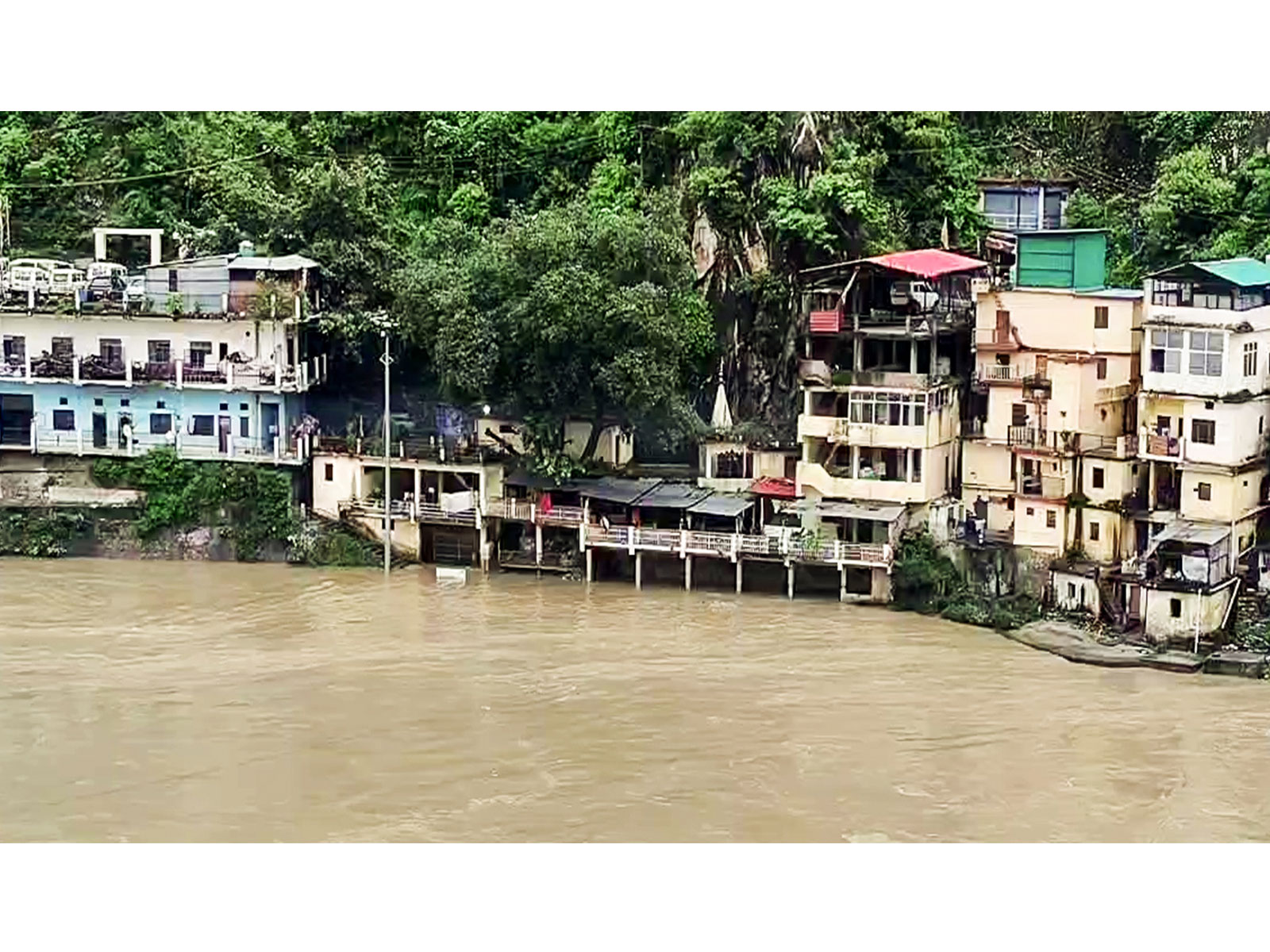 Heavy rain trigger rise in water level of Alaknanda river (File Photo/ANI)