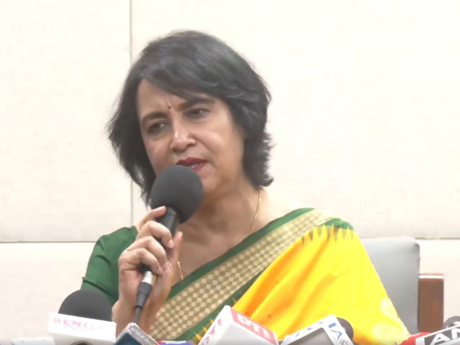 Bangladeshi author and activist Taslima Nasreen speaking during press conference in Kolkata (Photo/ANI)