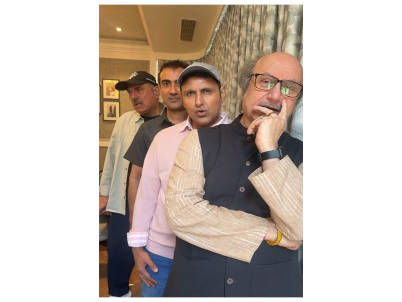 'Khosla Ka Ghosla 2' cast (Photo/Instagram/@anupampkher)