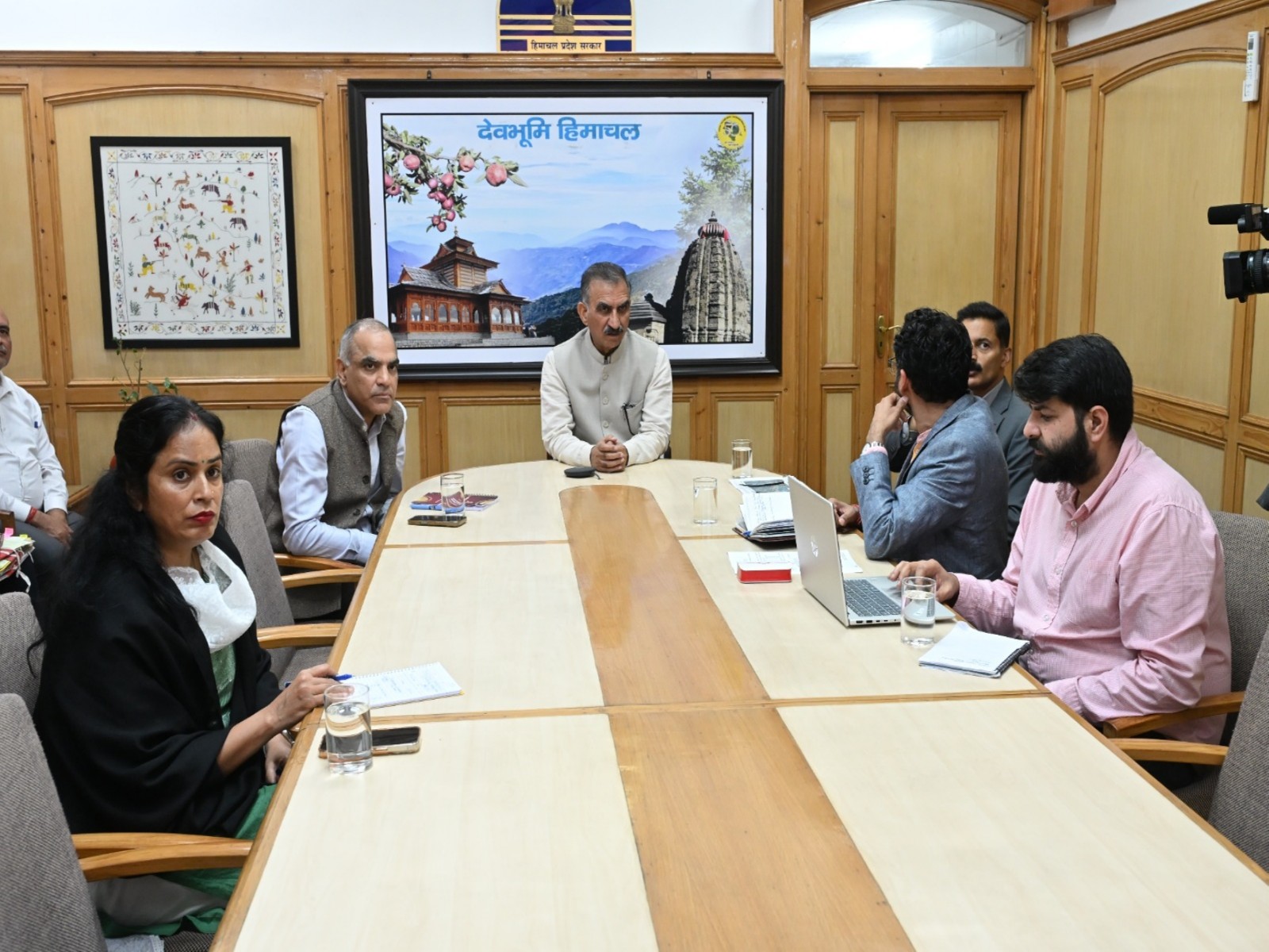 Himachal CM Sukhu chairs high-level meeting of Health Department (Photo:X@SukhuSukhvinder)