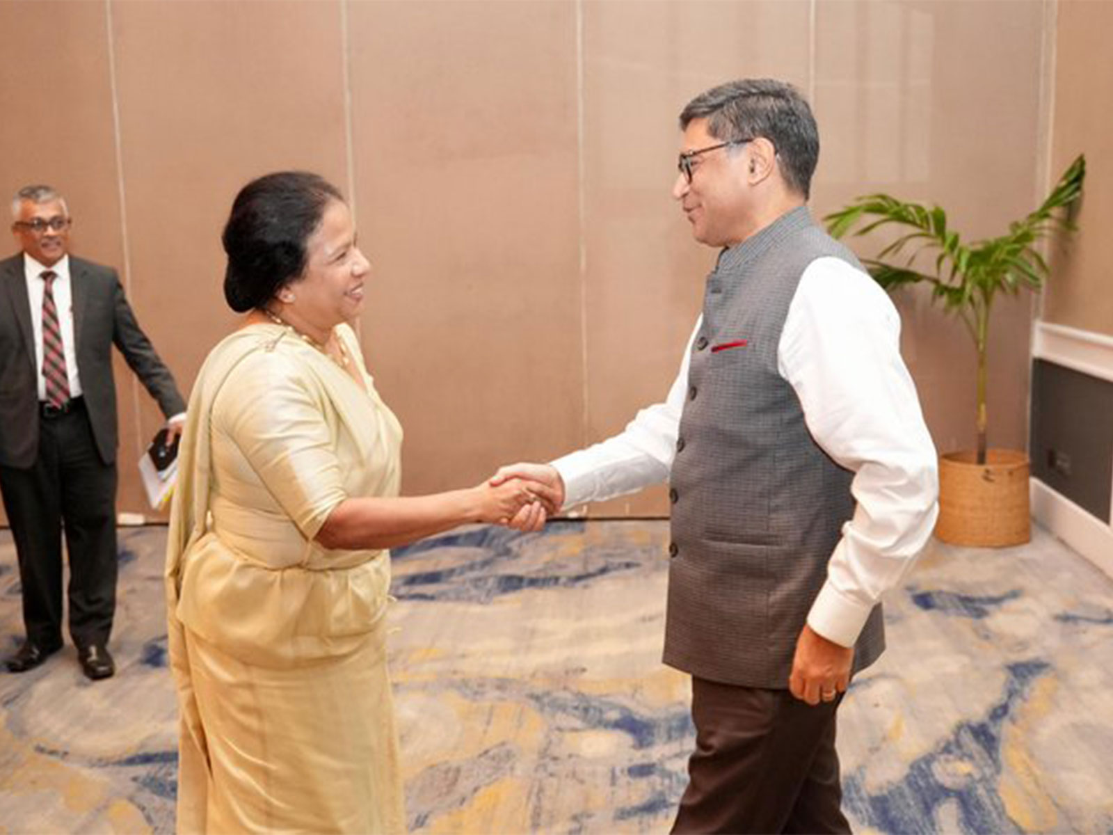 Foreign Secretary Vikram Misri meets Sri Lankan Foreign Secretary Aruni Ranaraja during his visit to Colombo. (Photo: X/@IndiainSL) Foreign Secretary Vikram Misri meets Sri Lankan Foreign Secretary Aruni Ranaraja during his visit to Colombo. (Photo: X/@IndiainSL)