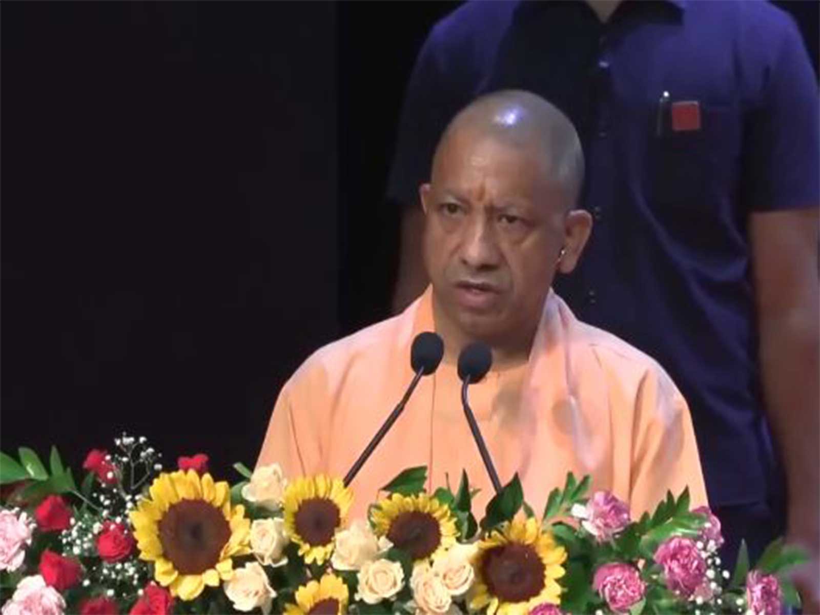 Yogi Adityanath addressing in Lucknow on National Handloom Day (Photo/ANI) Yogi Adityanath addressing in Lucknow on National Handloom Day (Photo/ANI)