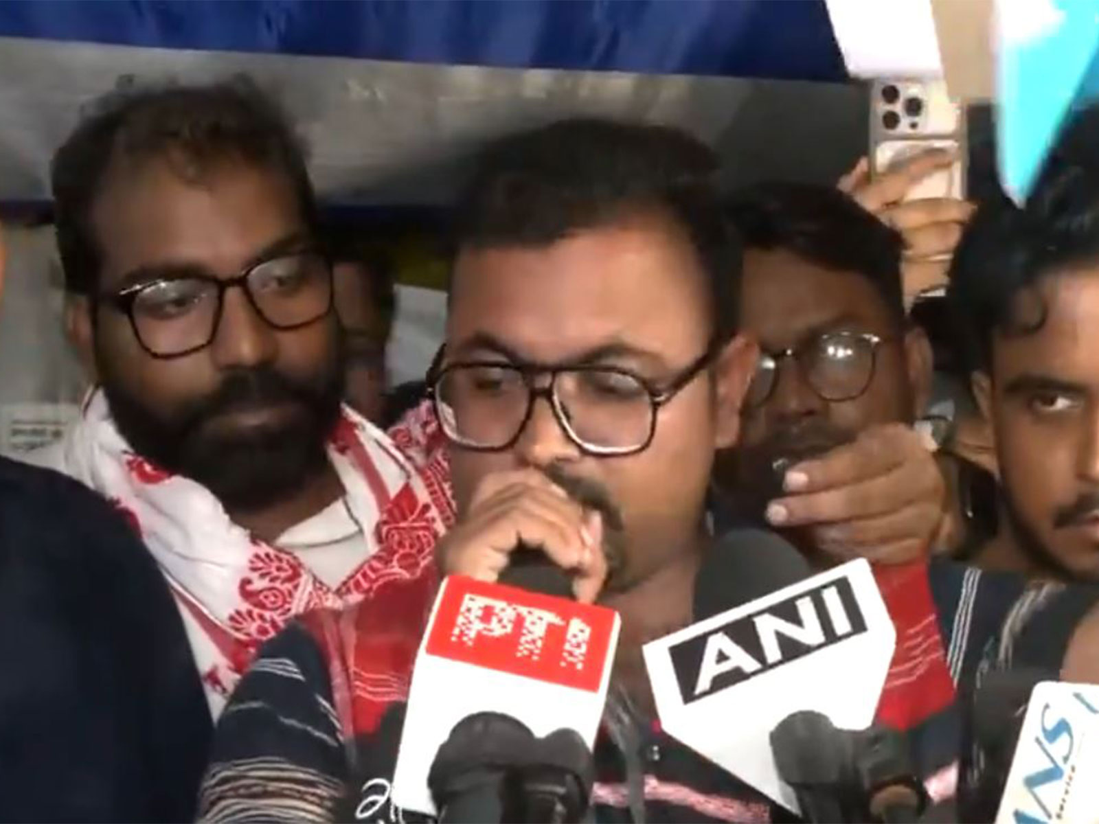 JPSC-JSSC aspirant Rajesh Prasad (Photo/ANI) JPSC-JSSC aspirant Rajesh Prasad (Photo/ANI)