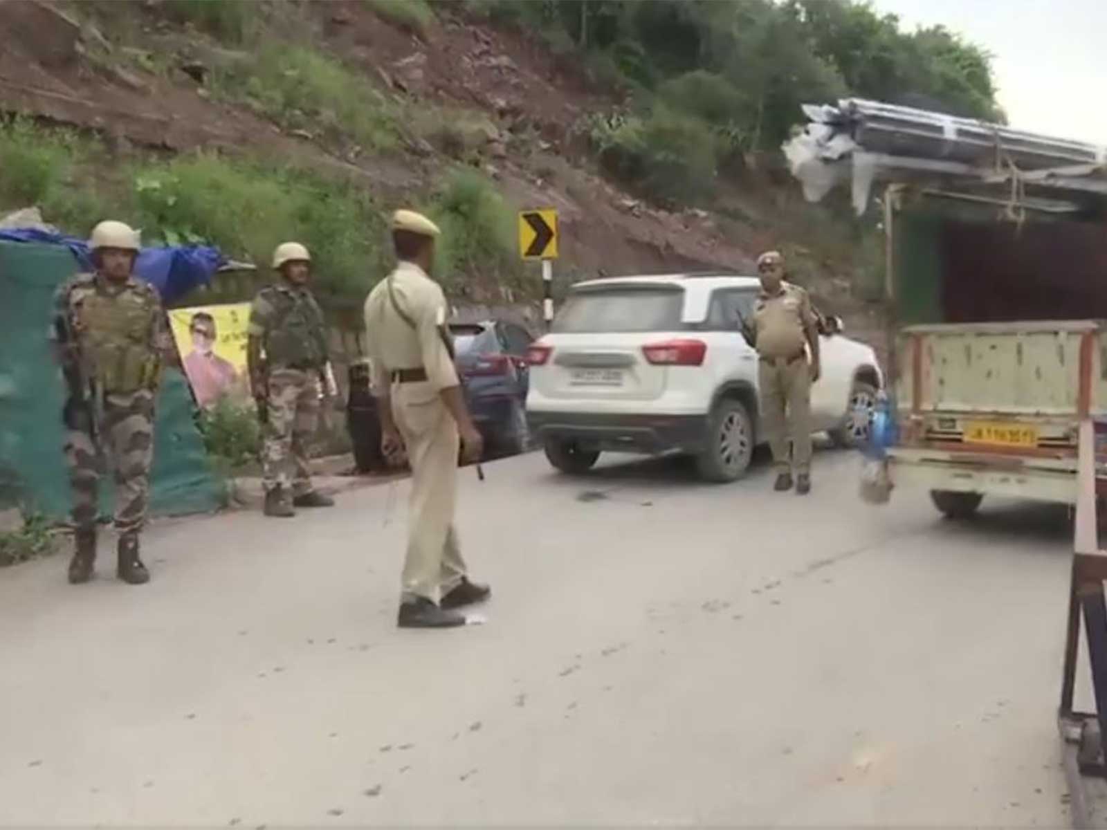 Security tightened in Rajouri ahead of Baba Budha Amarnath Yatra, I-Day (Photo/ANI) Security tightened in Rajouri ahead of Baba Budha Amarnath Yatra, I-Day (Photo/ANI)